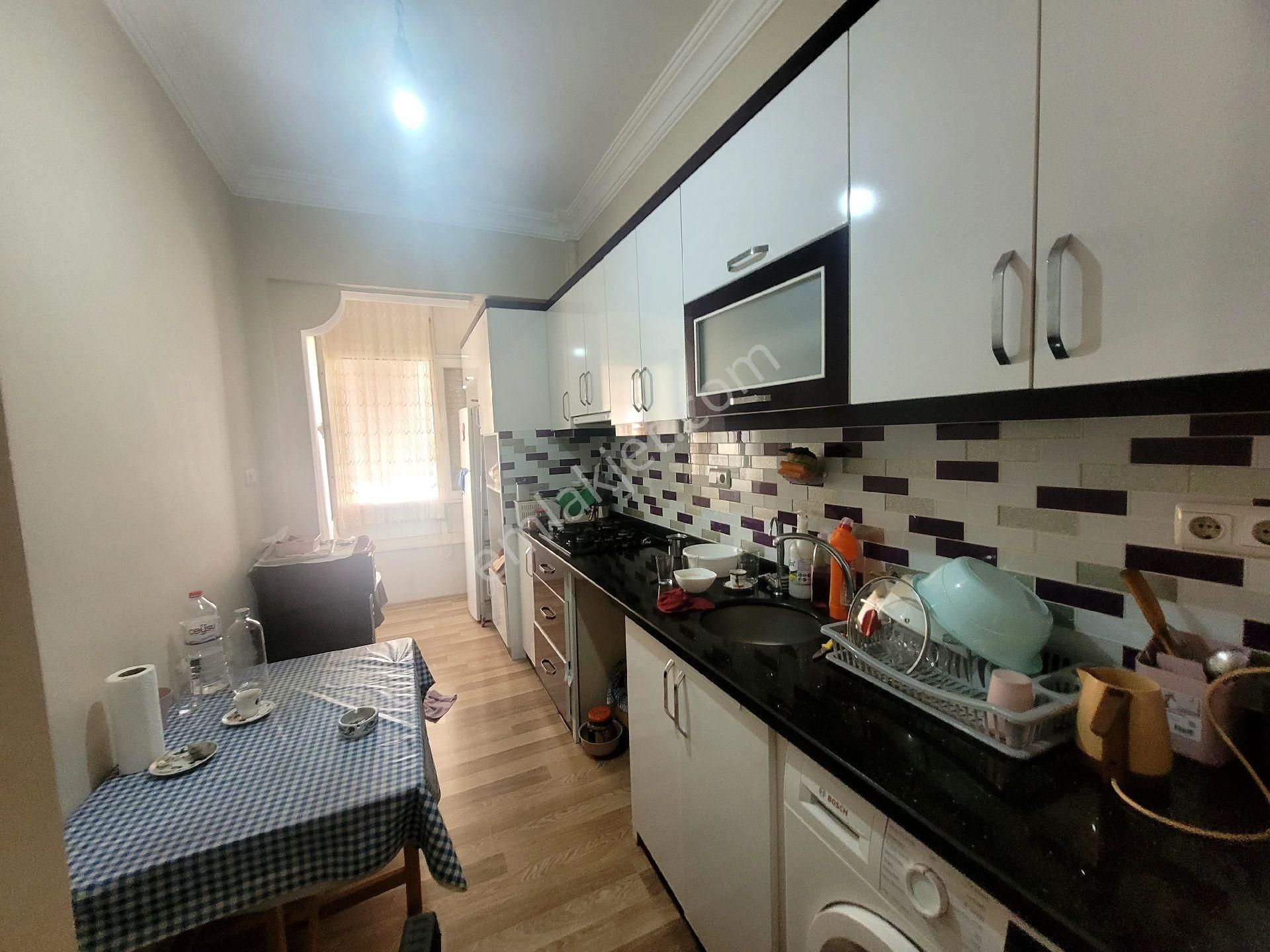 Kızlarpınarı Mahallesinde Satılık 2+1 Daire