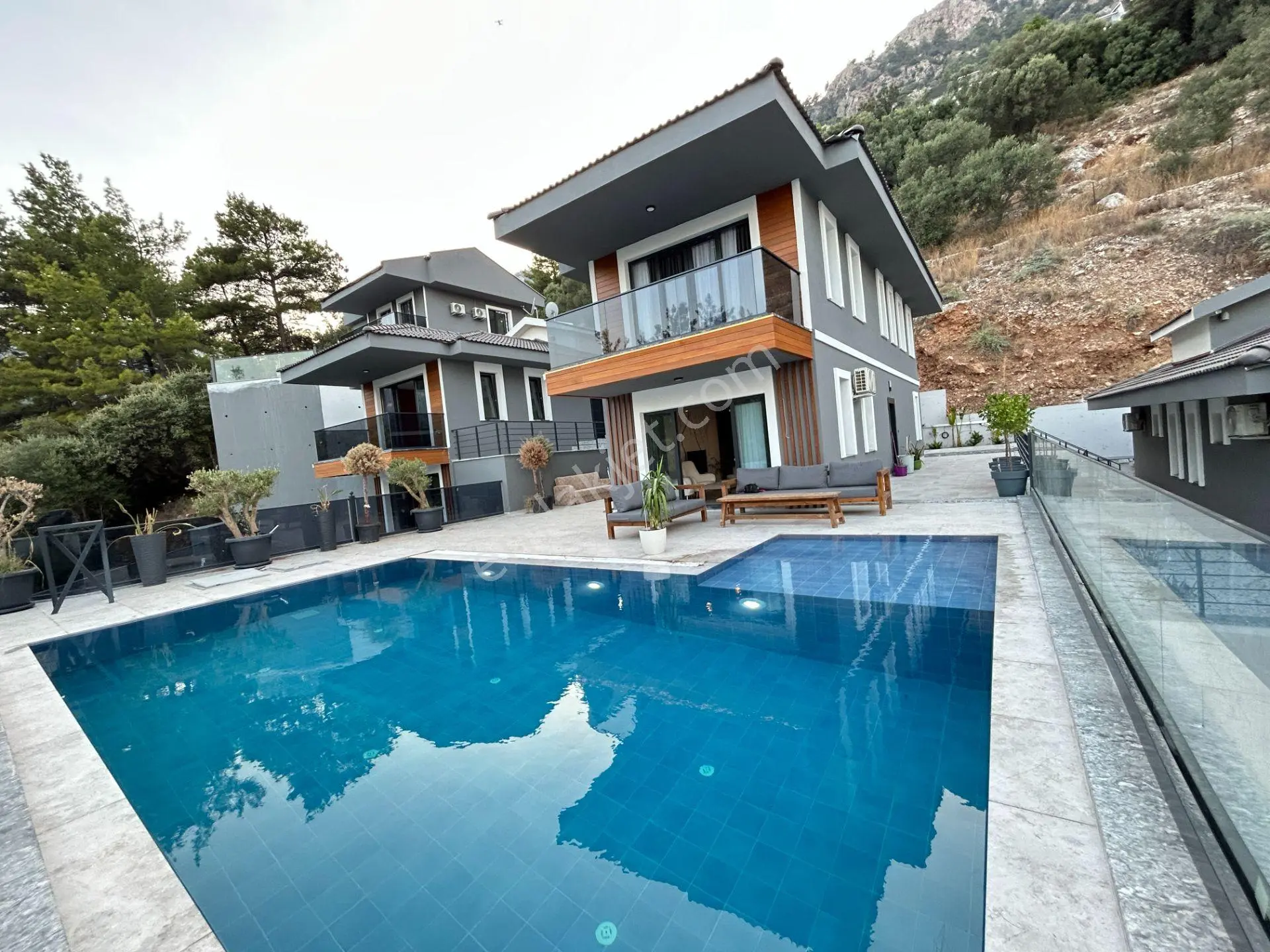 Turunç'un Gözdesi Sonsuzluk Havuzlu Ultra Lüks Villamız Satışta - Görsel 4