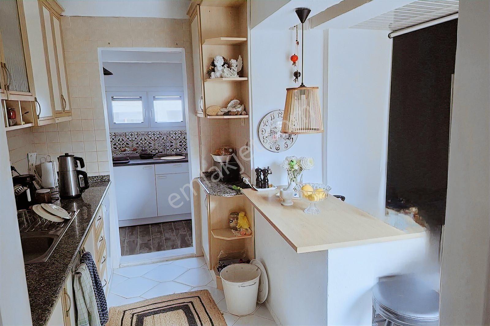 Yenifoça Burunucu'nda Denize 75 Mt Mesafede 3 +1 Dubleks Villla - Görsel 10