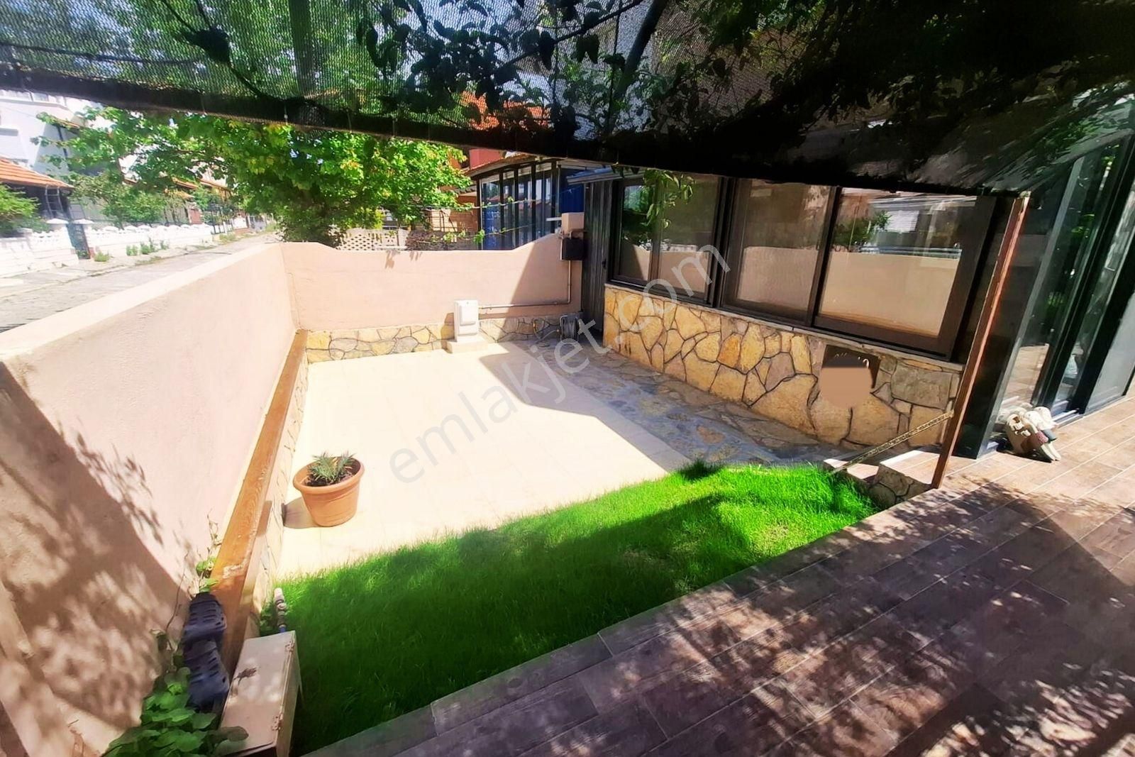 Yenifoça Burunucu'nda Denize 75 Mt Mesafede 3 +1 Dubleks Villla - Görsel 26