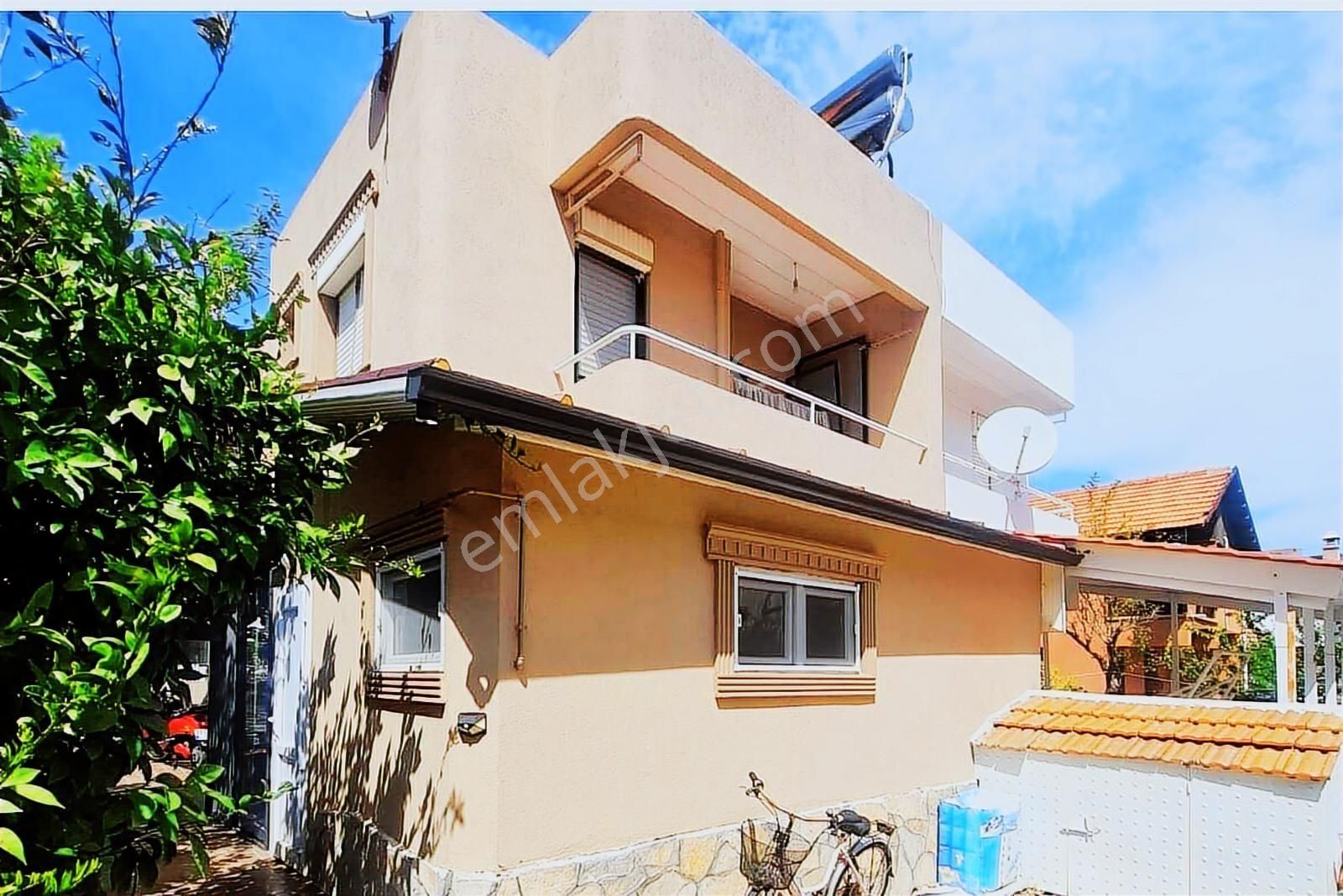 Yenifoça Burunucu'nda Denize 75 Mt Mesafede 3 +1 Dubleks Villla - Görsel 7