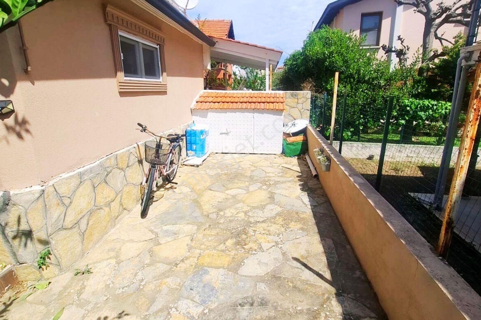 Yenifoça Burunucu'nda Denize 75 Mt Mesafede 3 +1 Dubleks Villla - Görsel 25