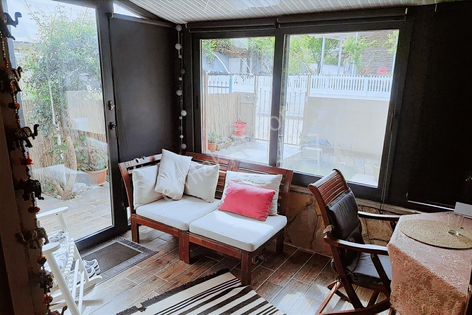 Yenifoça Burunucu'nda Denize 75 Mt Mesafede 3 +1 Dubleks Villla - Görsel 21