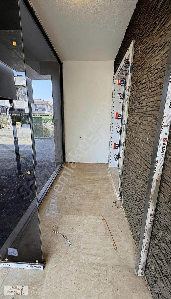 Serkan Metinden Söğütönünün En Güzel Yerinde Site İçi 5+1 Villa