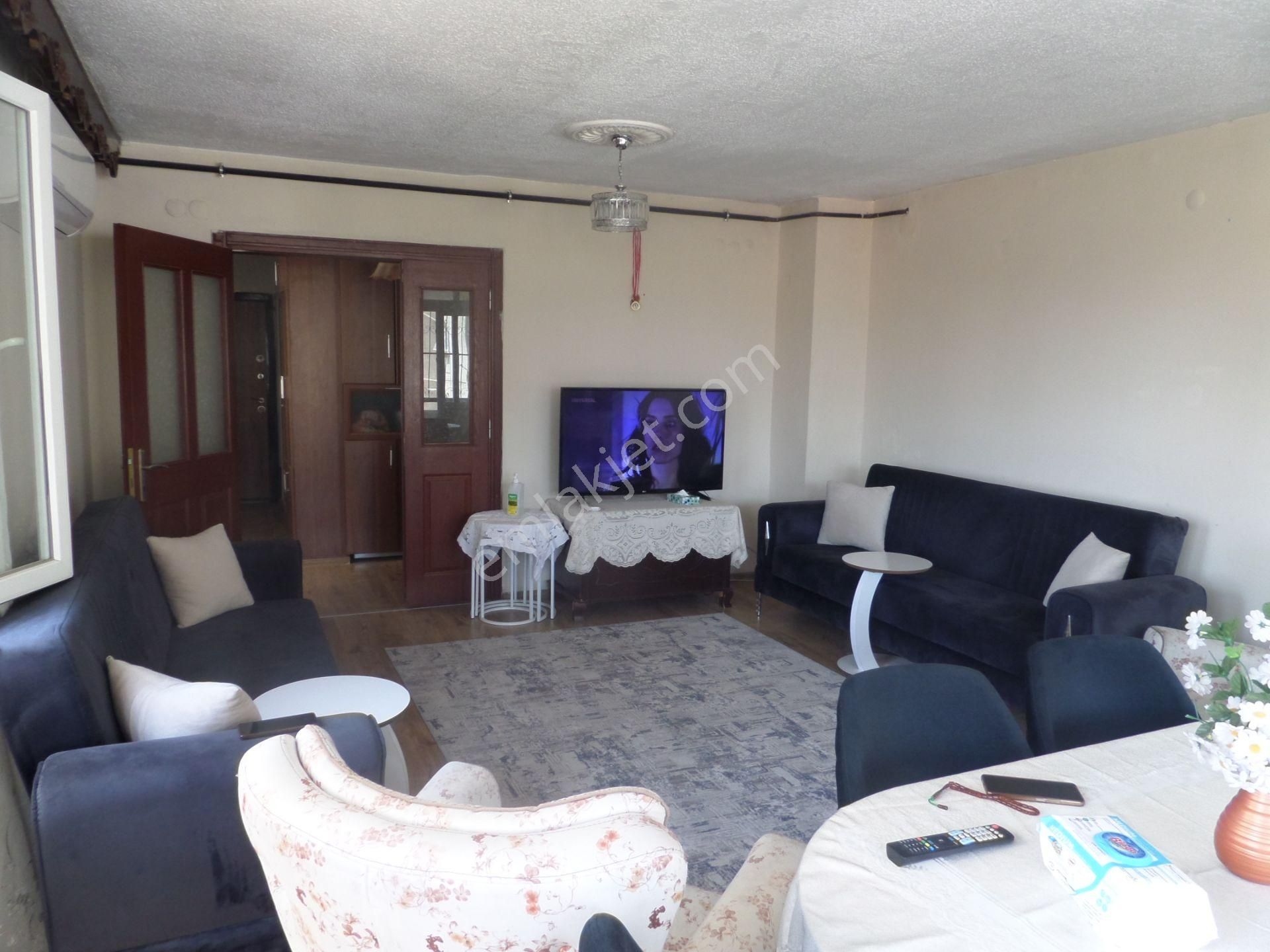 100.yılda,postane Civarı,2.kat Cephe Açık Doğalgazlı Satılık D.