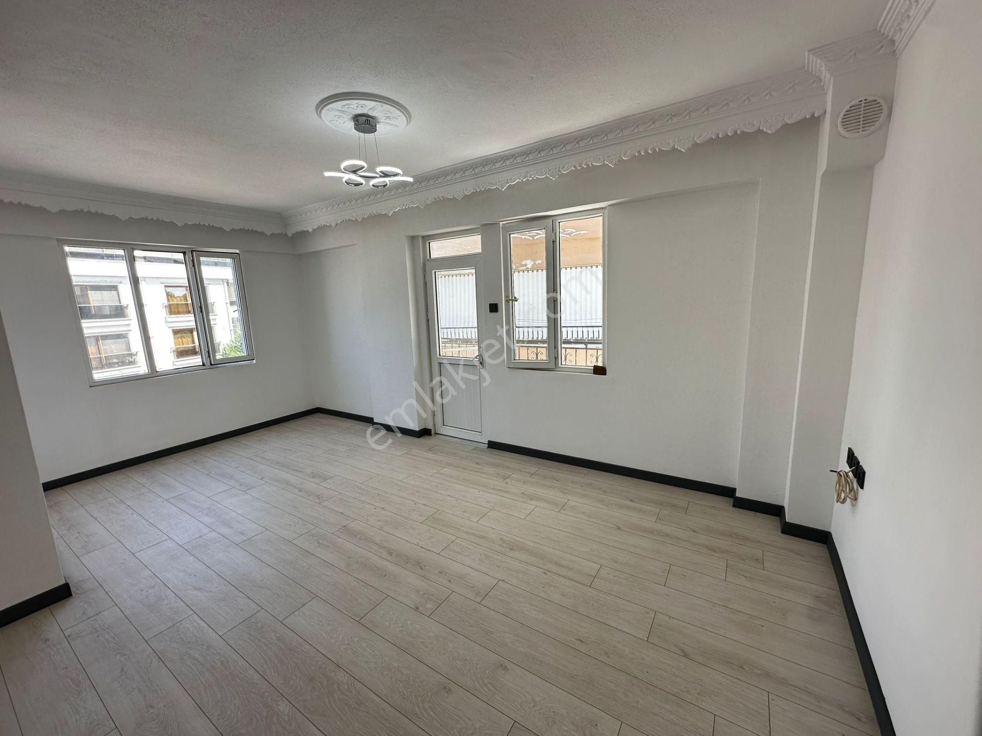 Didim Çamlıkta Satılık Denize Yakın 2+1 Çift Balkonlu-eşyalı Daire - Görsel 15