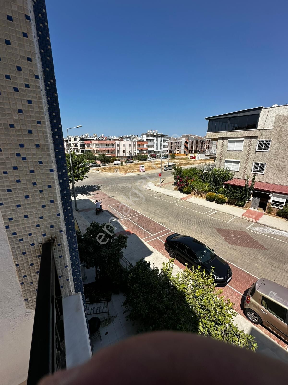 Didim Çamlıkta Satılık Denize Yakın 2+1 Çift Balkonlu-eşyalı Daire - Görsel 13