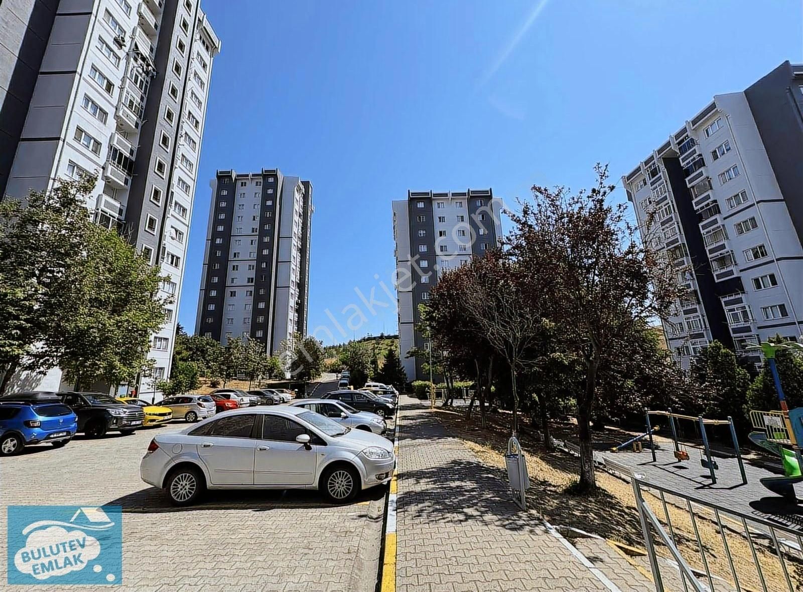Aydınlı 1 Etap Toki'de 90 M2 2+1 10 Katta Satılık Daire