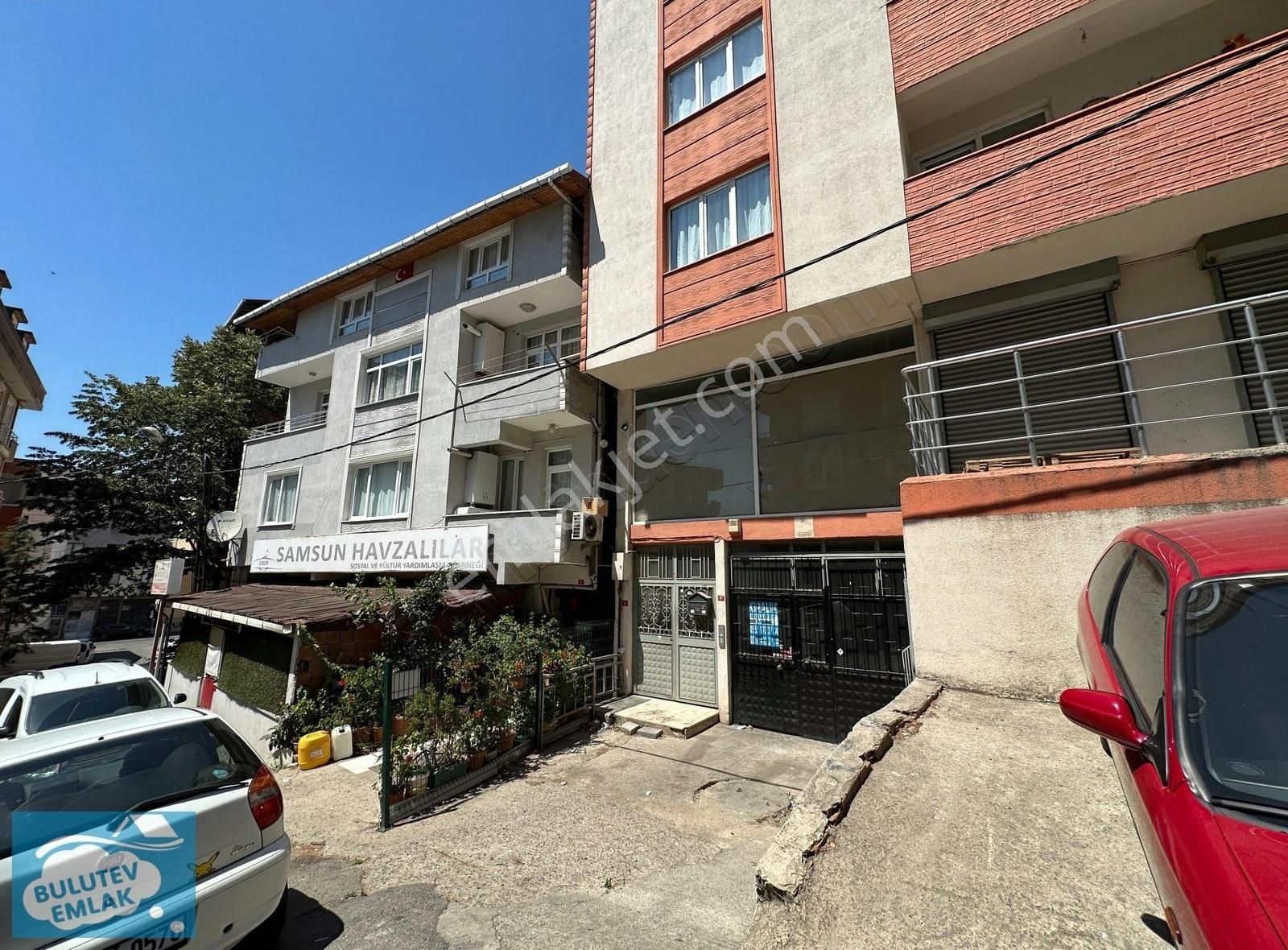 Bulutev Pendik Esenyalı Varyap Arkasında 140m² Kiralık Dükkan