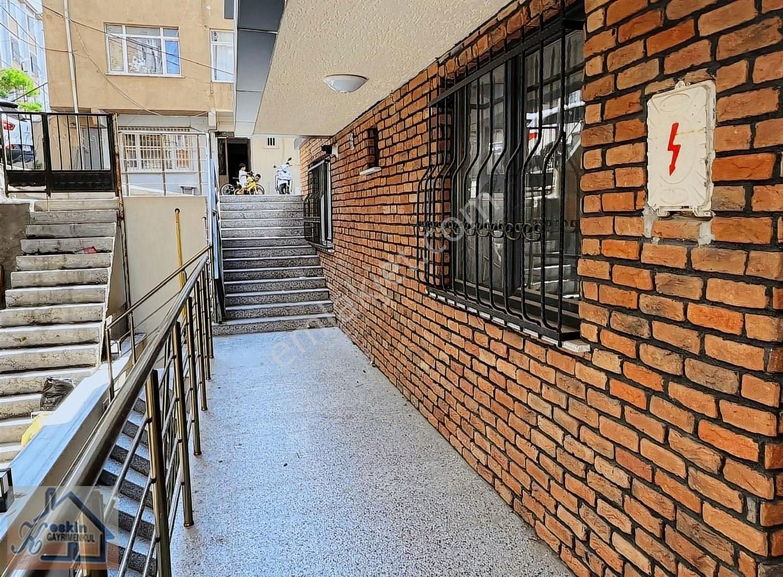 Yıldıztabya Mahallesinde Asansörlü Kapalı Otoparklı 1+1 Daire - Görsel 9