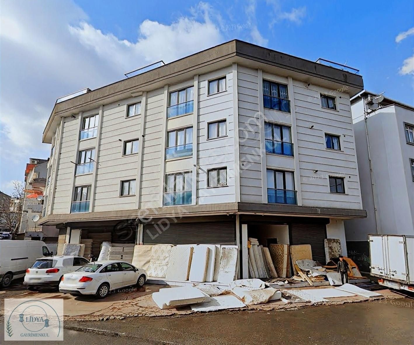 Mustafa Kemal Mah. Ana Cadde Üzeri 100 M2 Çift Kat Dükkan