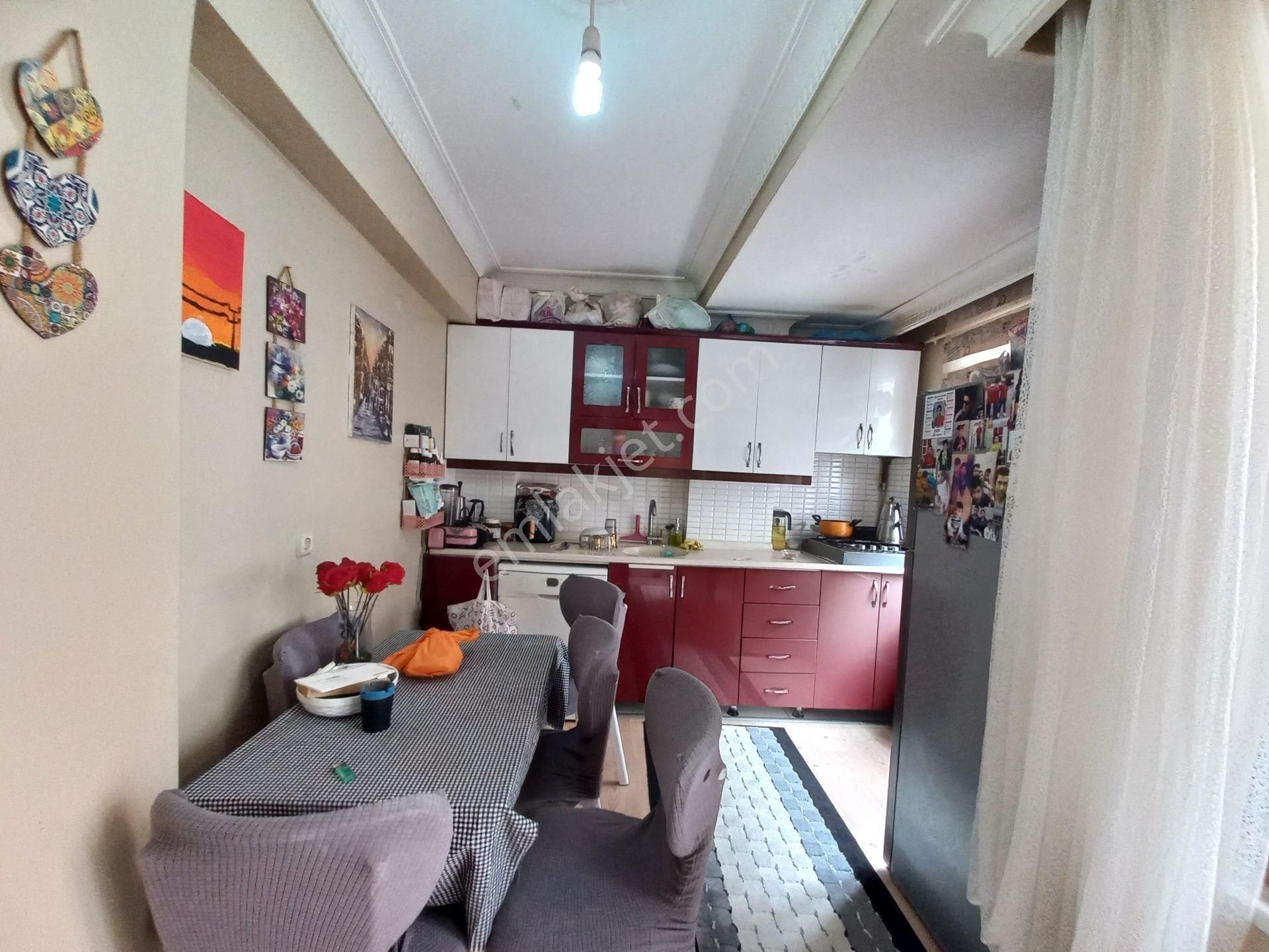 Şeref Emlak Gaziosmanpaşa Merkez Satılık Daire 4.100.000 Tl