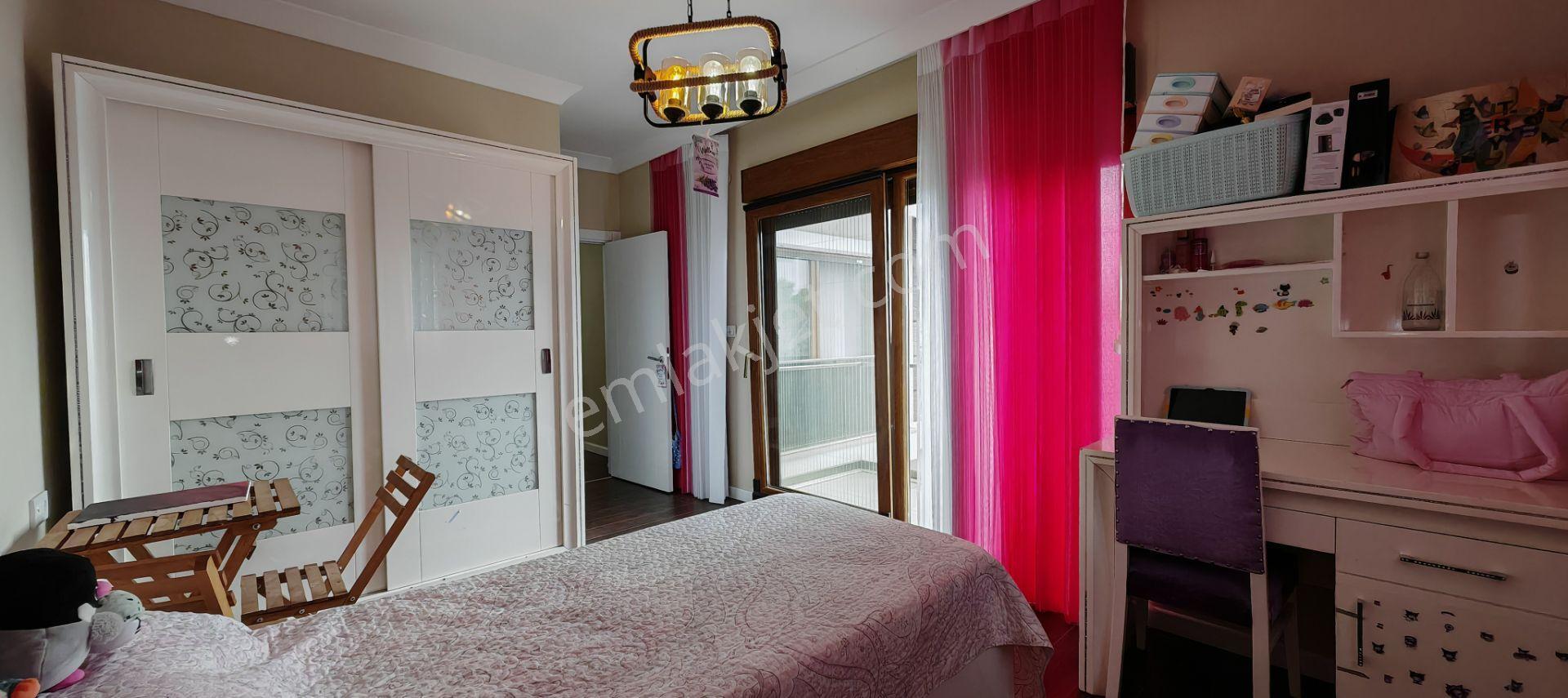 Kartepe Maşukiye 1.000 M² Arsa İçinde 5+2 Havuzlu Satılık Villa - Görsel 19
