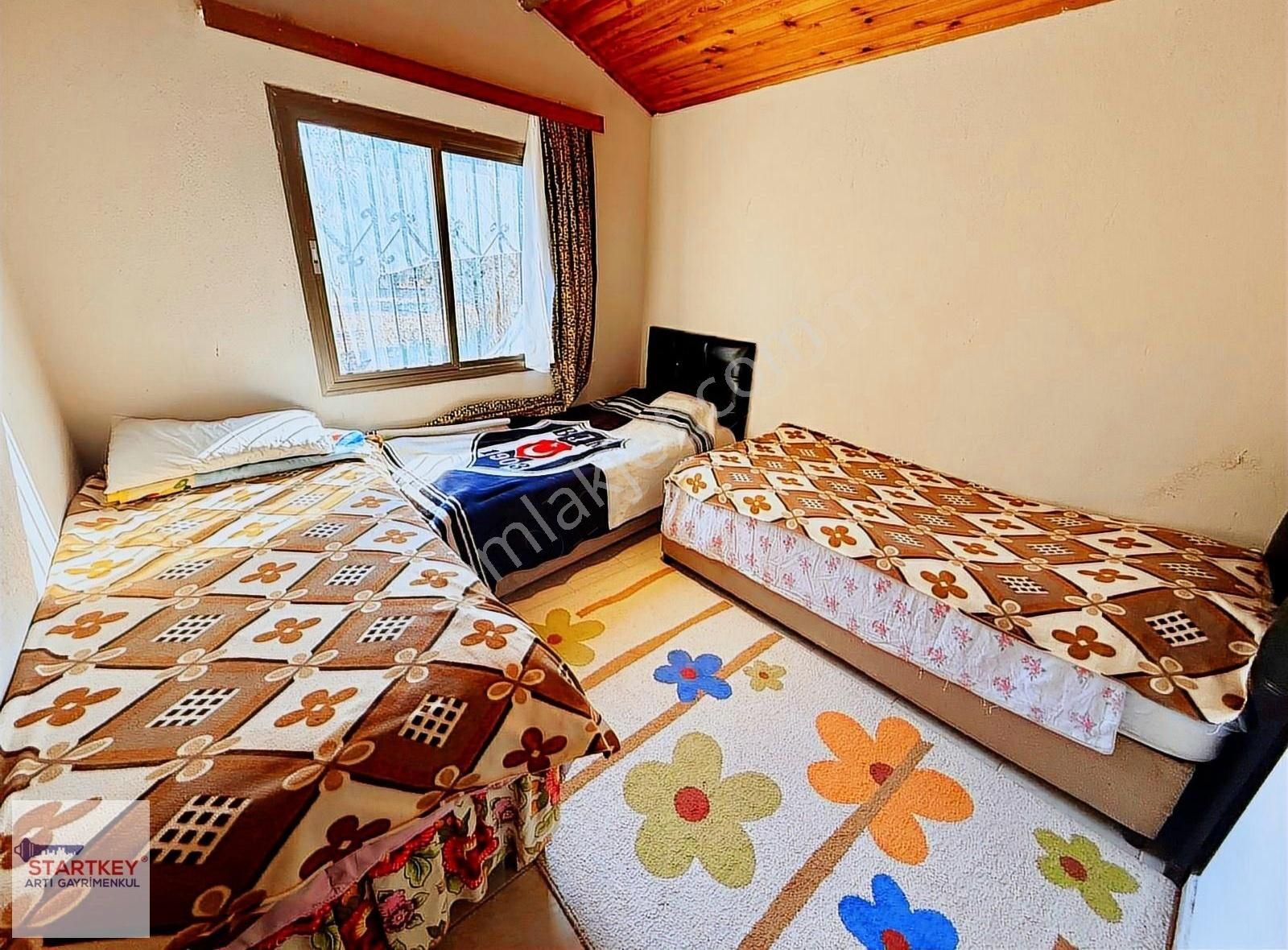 Kemalpaşa Sinancılarda Müstakil Yapılı 1.087 M2 Satılık Bahçe