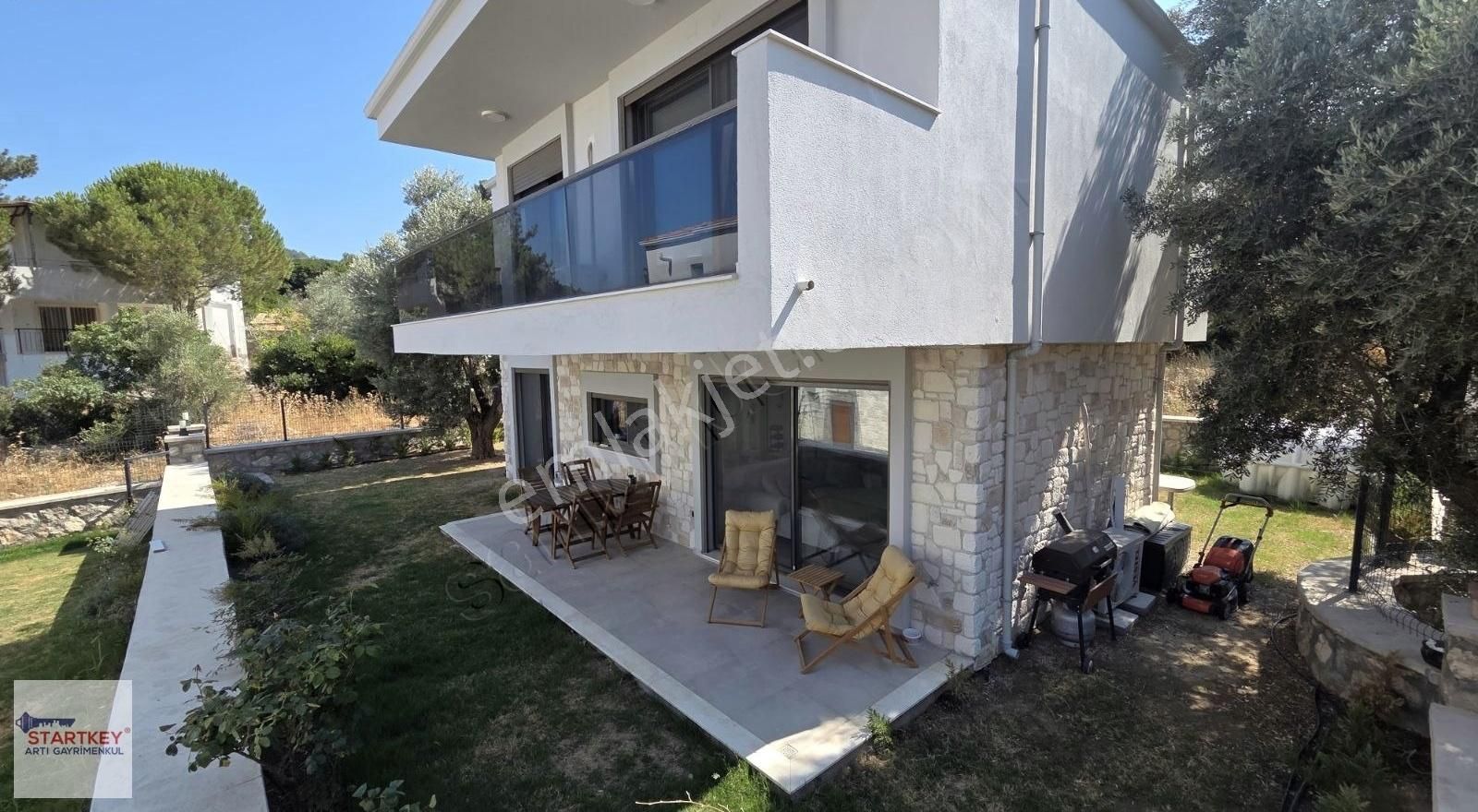 Karaburun İnecik Küme Evleri Deniz Manzaralı 4+1 Müstakil Villa