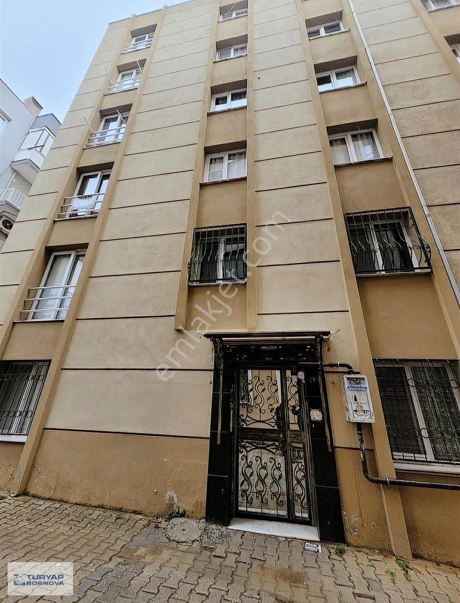 Ege Üniversitesi Ve Bornova Evka3 Metro Yakını Kiralık 1+1 Daire
