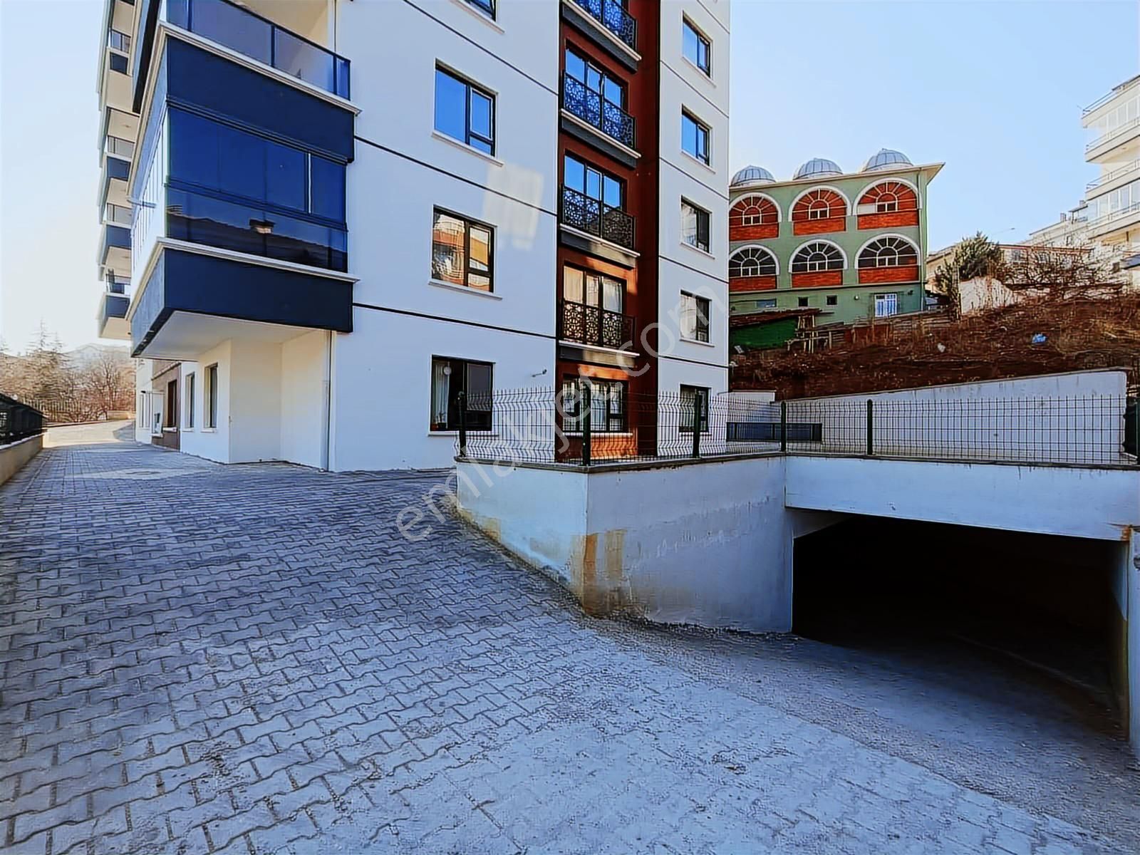 Mamak Şahintepe Mah. Giriş Katta 3+1 Satılık Daire - Görsel 4