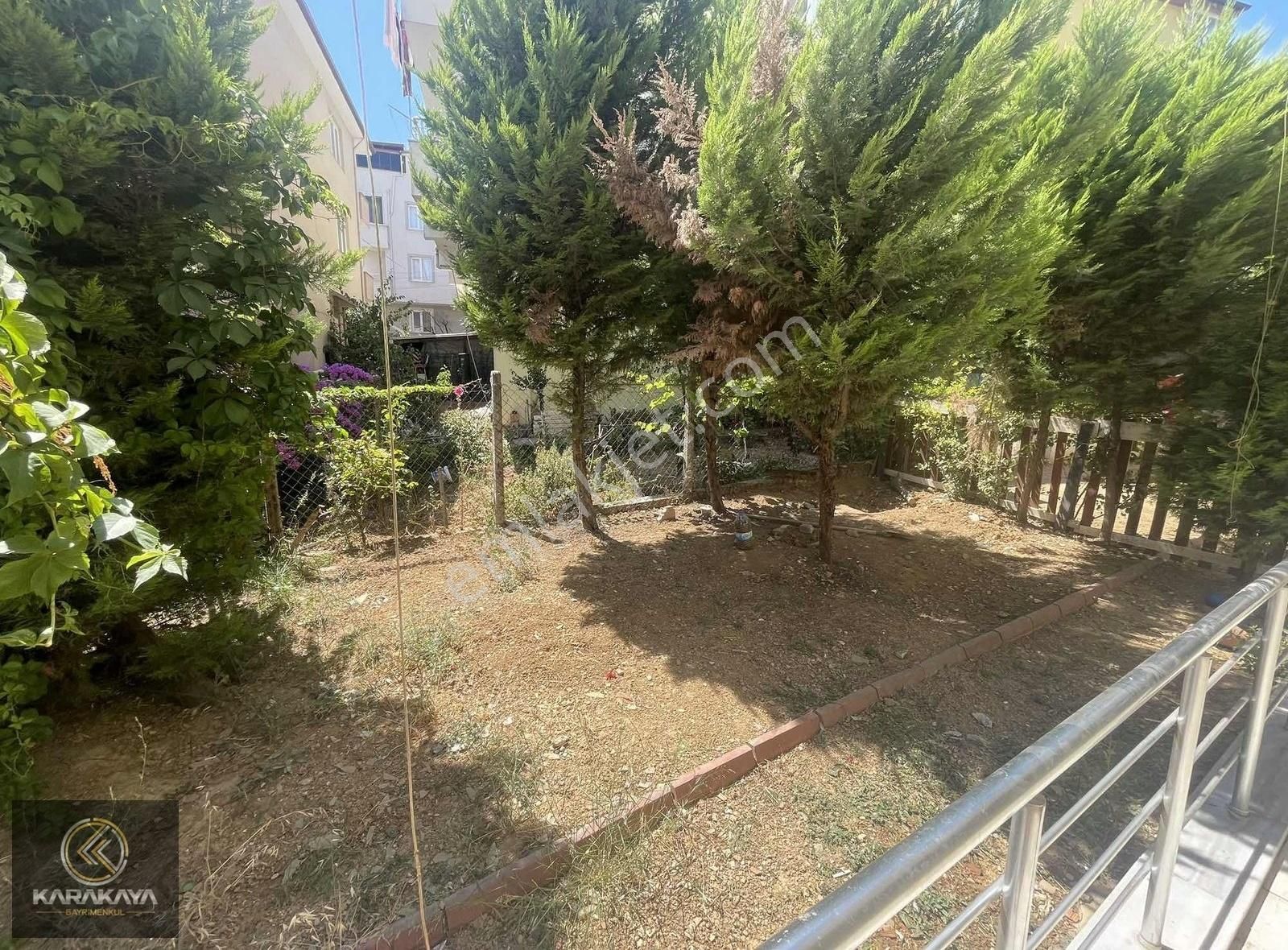 Bağlarbaşı Mah.4+1 Kiralık Bahçe Katı Dubleks