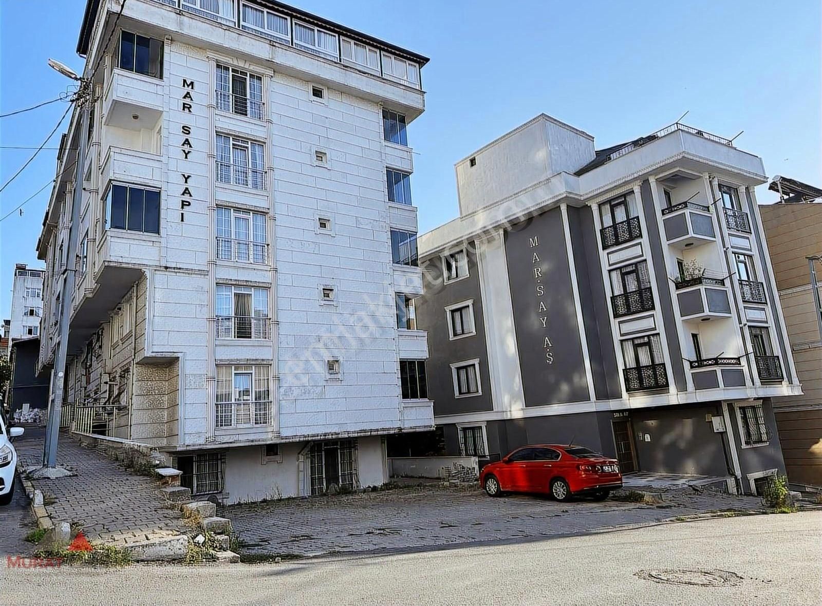 Murat Emlak'tan Akşemsetinde 2+1 Balkonlu Giriş Satılık Daire