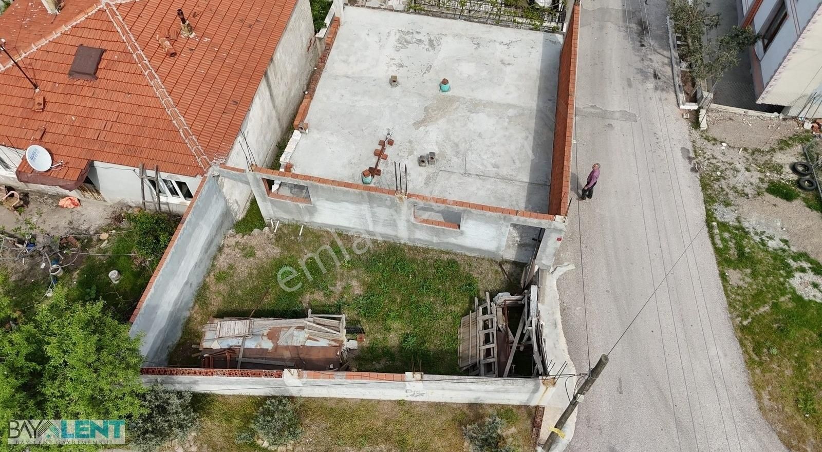 Bay-lent Emlak'tan Yıldız Mah.sinde Satılık Müstakil Ev - Görsel 3