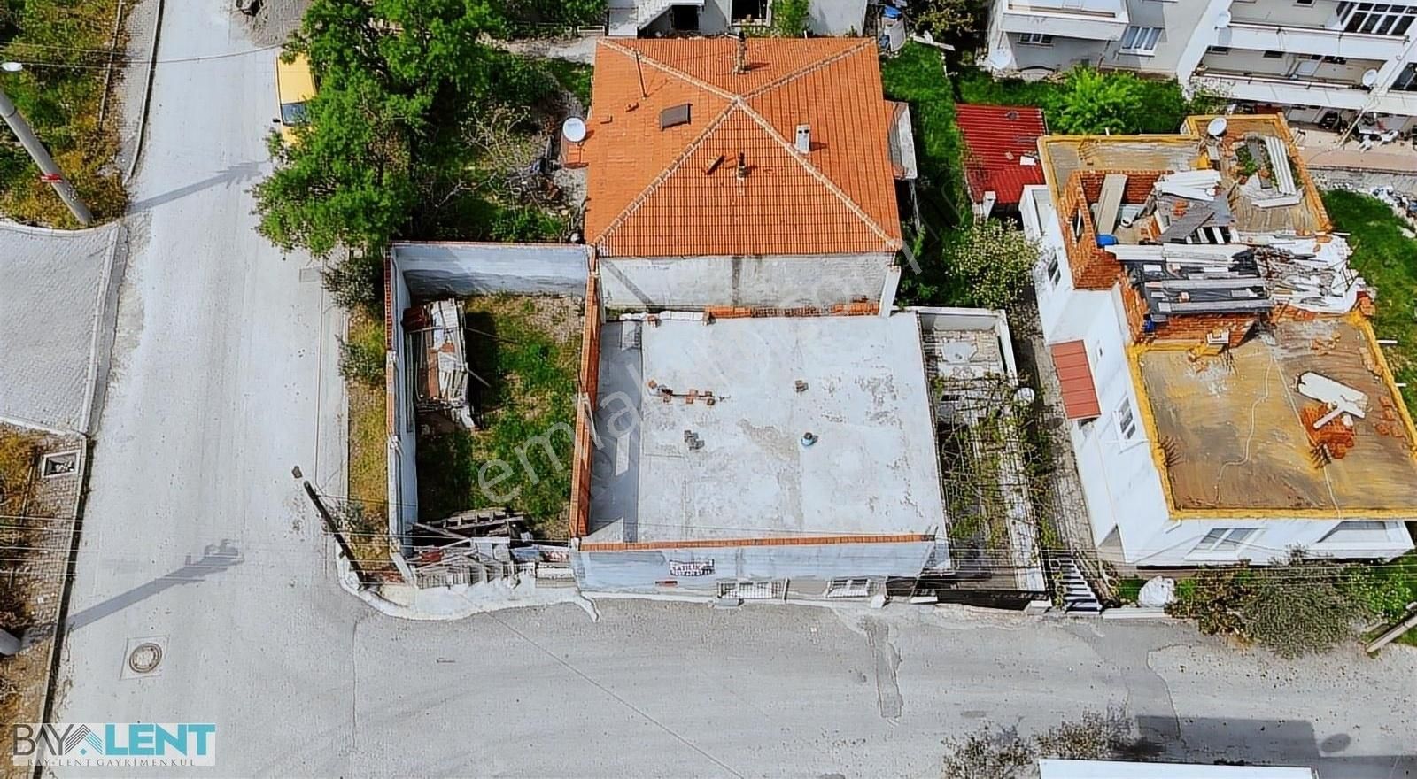 Bay-lent Emlak'tan Yıldız Mah.sinde Satılık Müstakil Ev - Görsel 6