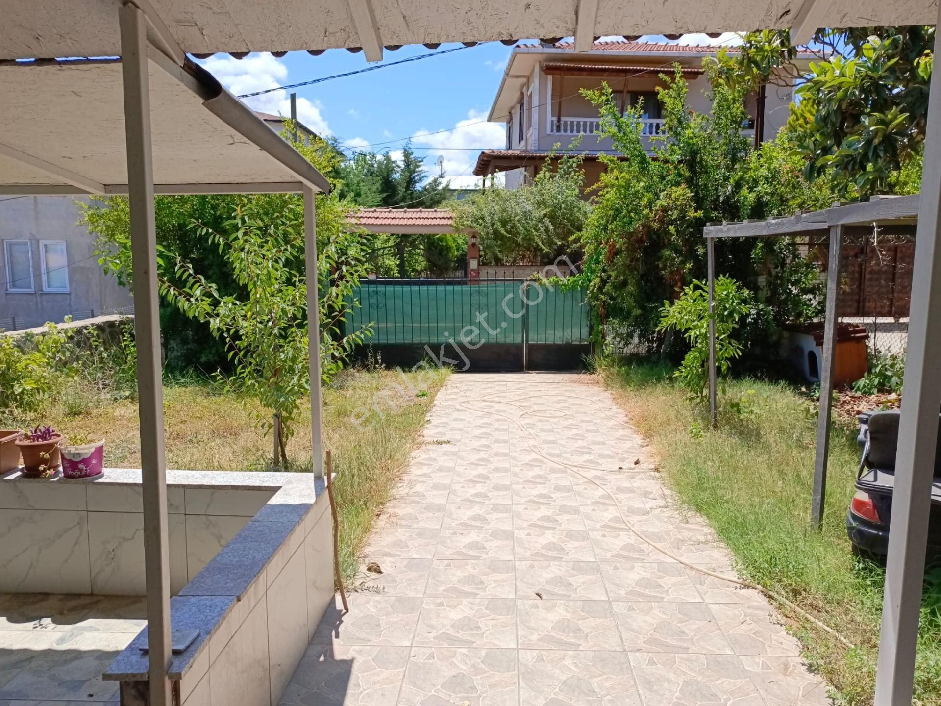 İstanbul'da Bir Tarafı Orman,ilerisi Deniz,müstakil Hayat Tadı. - Görsel 10