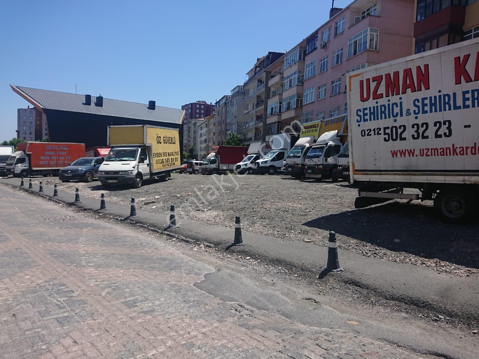 Haznedar'da Cadde Üzeri Kentsele Girmiş 120m2 Depolu Köşe Dükkan - Görsel 3