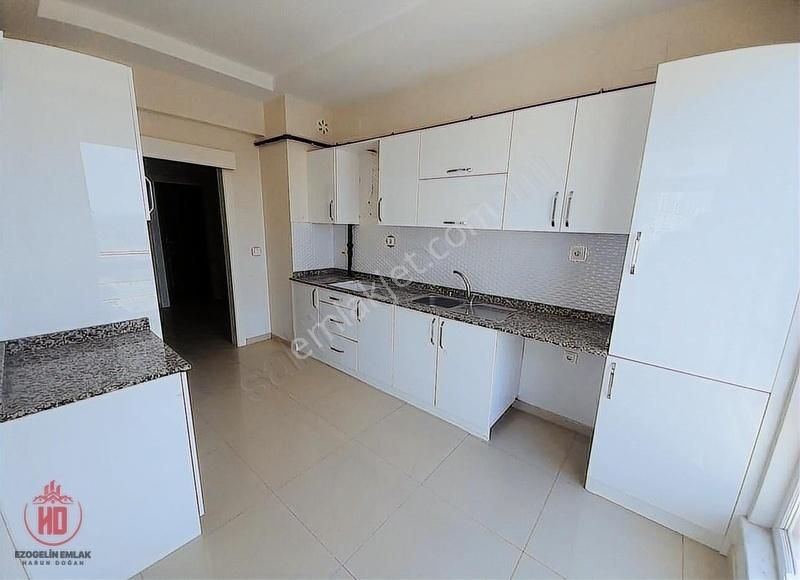 Ezogelin Gayrımenkul'den Abdulhamithan Mah 3+1 Kiralık Daire!!