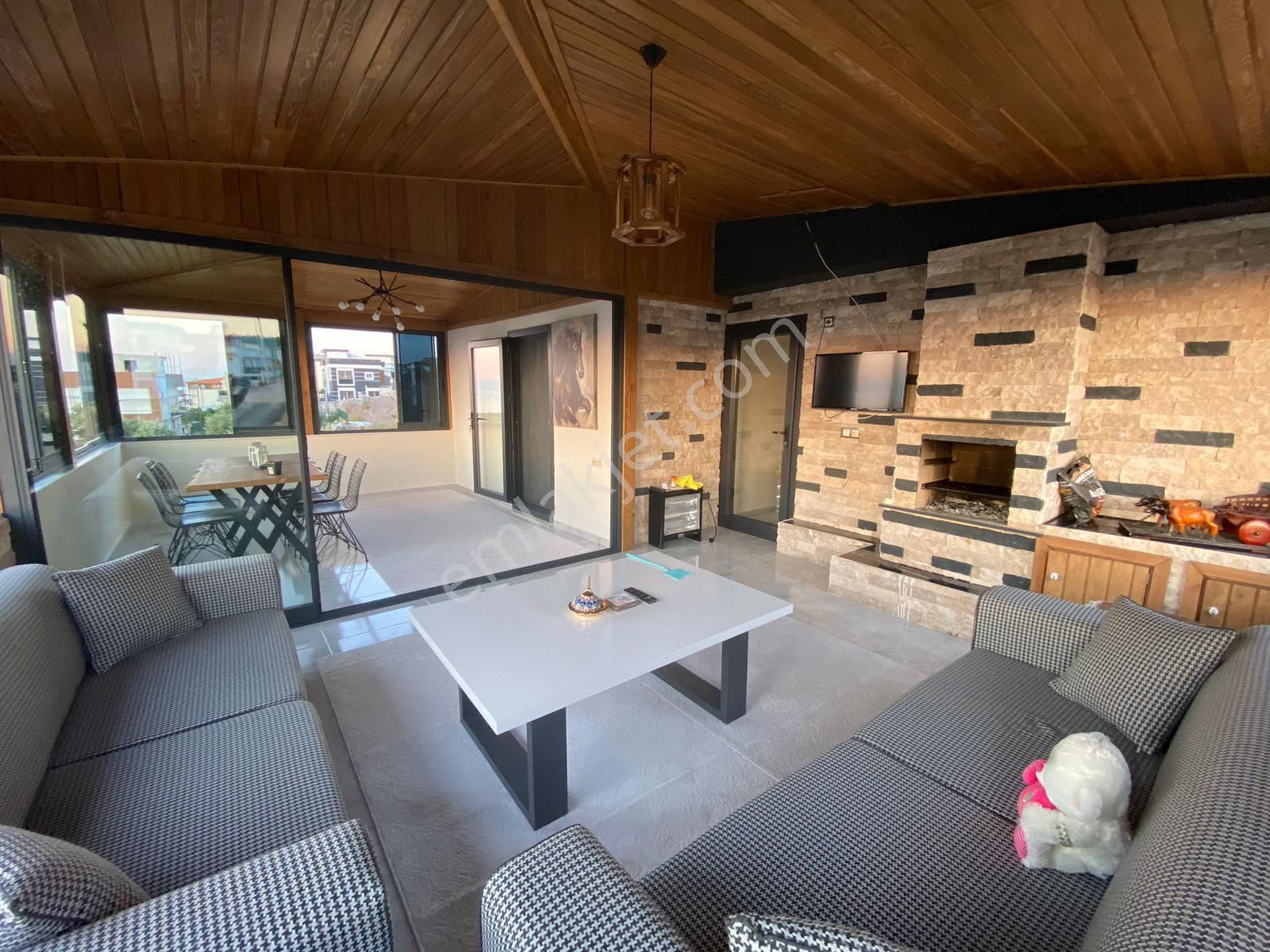 Seferihisar Doğanbey'de Satılık 3+1 Müstakil Deniz Manzaralı Havuzlu Villa - Görsel 32