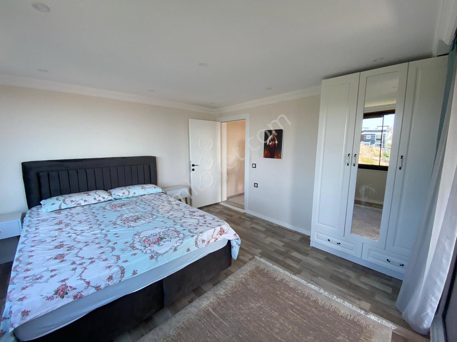 Seferihisar Doğanbey'de Satılık 3+1 Müstakil Deniz Manzaralı Havuzlu Villa - Görsel 19