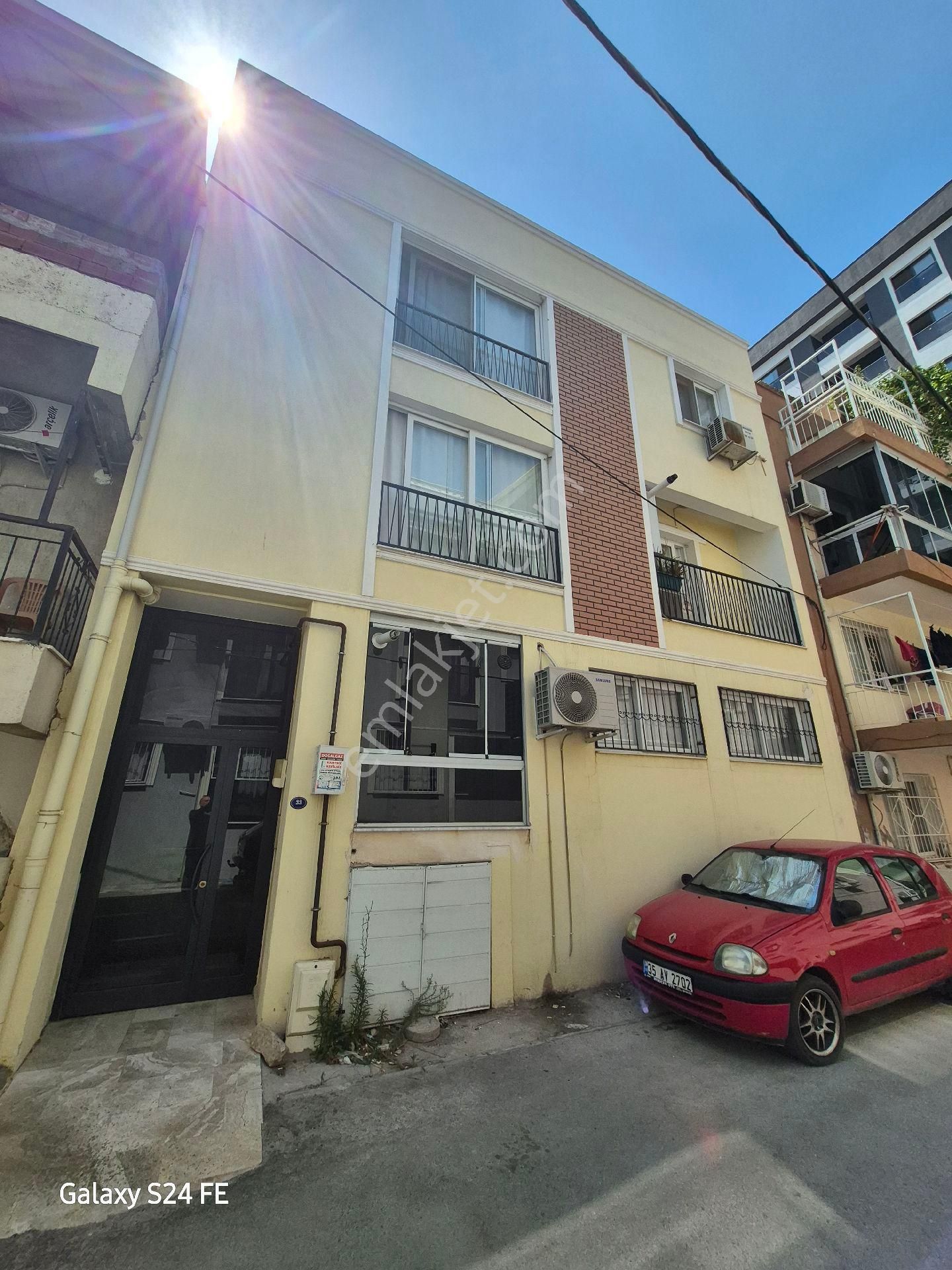 Çiğli Balatçık Da 1+1 Satılık Eşyalı Lüks Daire