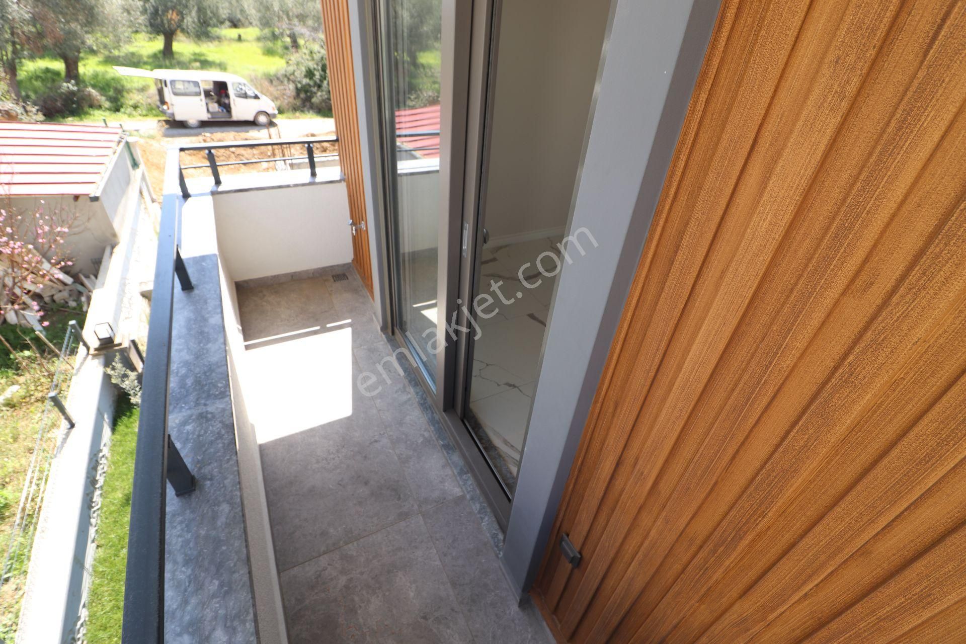 Altınoluk Ta Sessiz Ve Huzurlu Konumda Deniz Manzaralı 5+1 Villa - Görsel 17