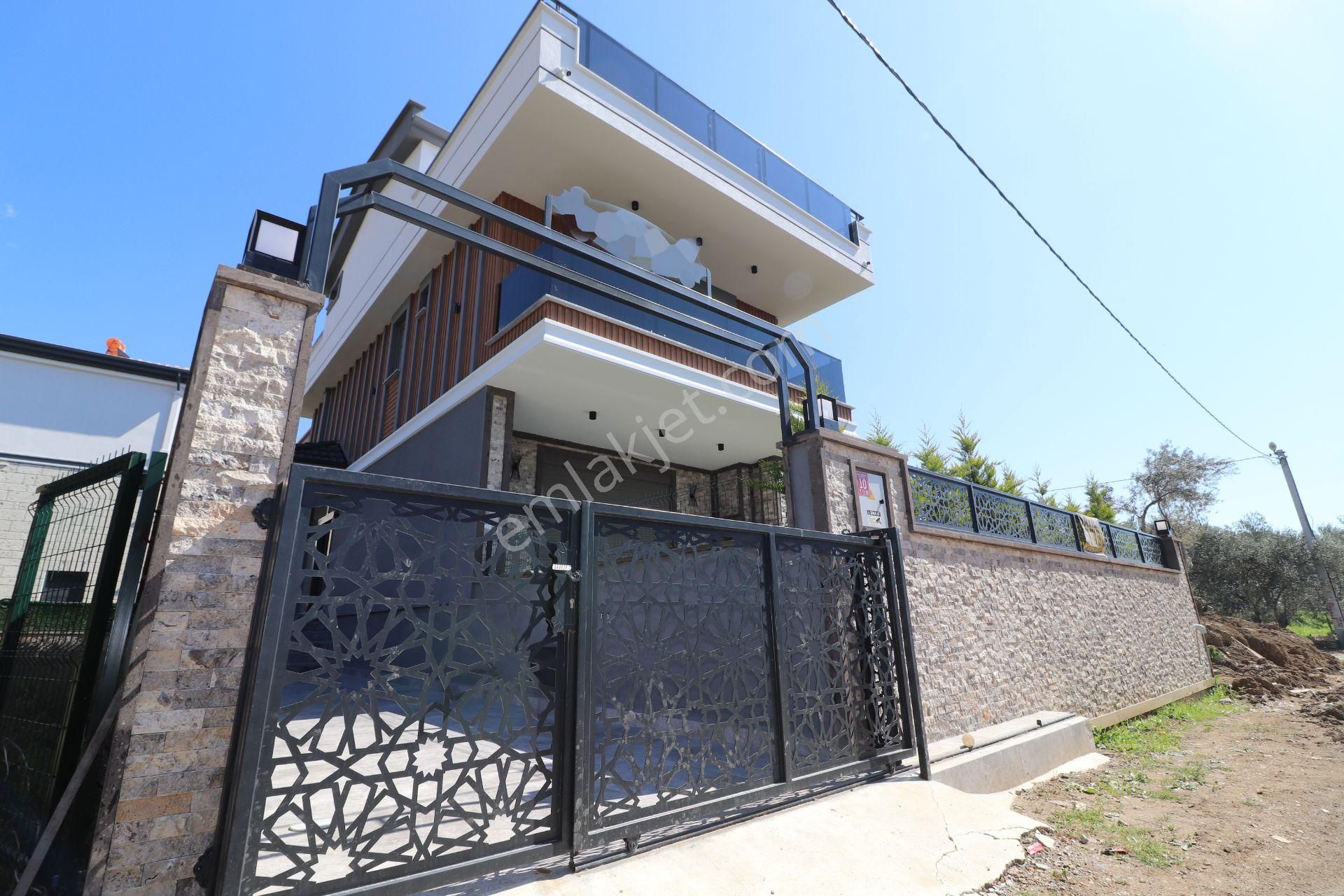 Altınoluk Ta Sessiz Ve Huzurlu Konumda Deniz Manzaralı 5+1 Villa - Görsel 34