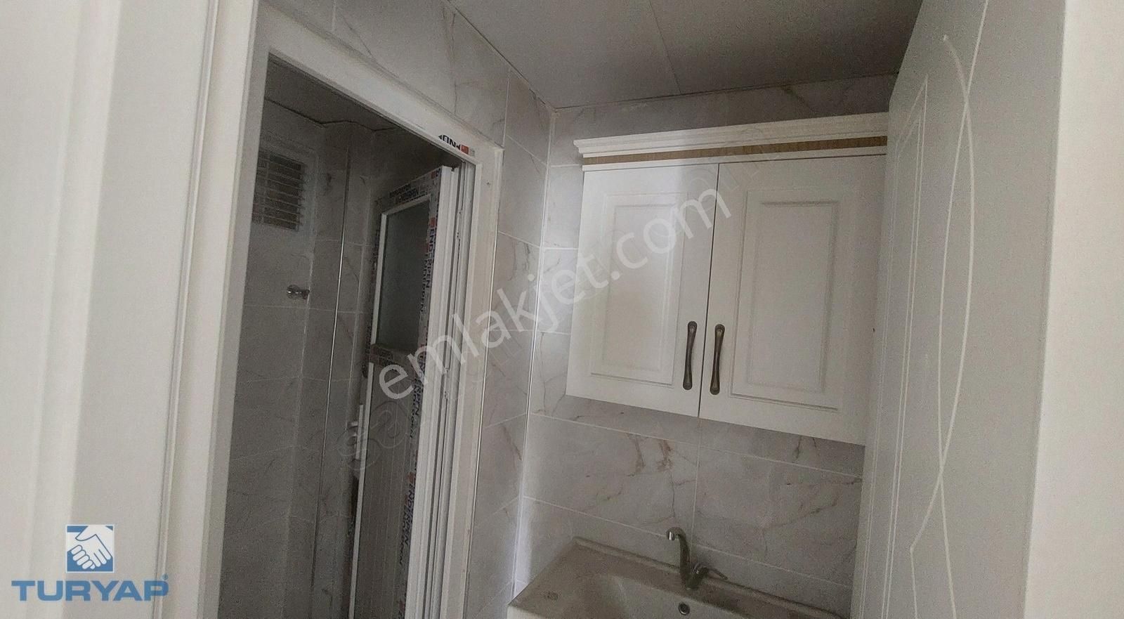 Binevler Turyaptan Mevlana Mah. 2+1 Satılık Daire