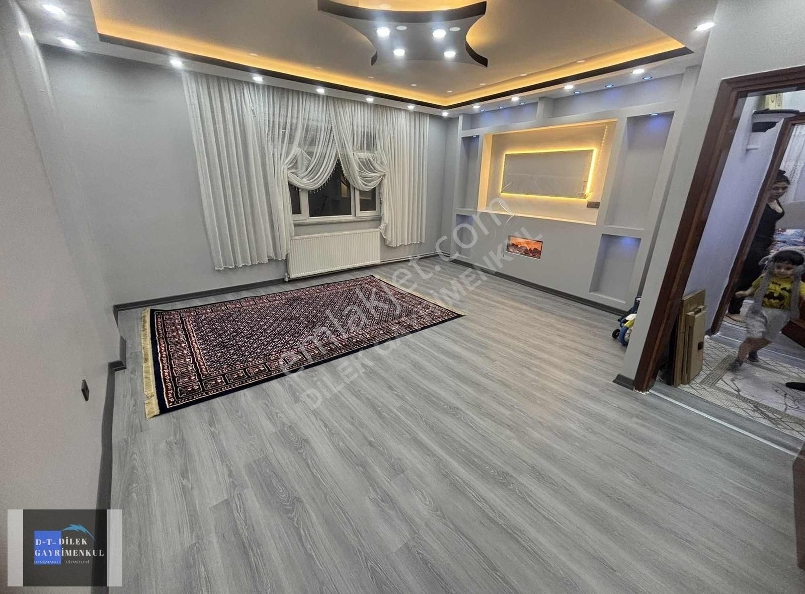 Köşe Bına En Güzel Konumunda 3 Katlı 3.katı Satılık Kacırılmaz - Görsel 11