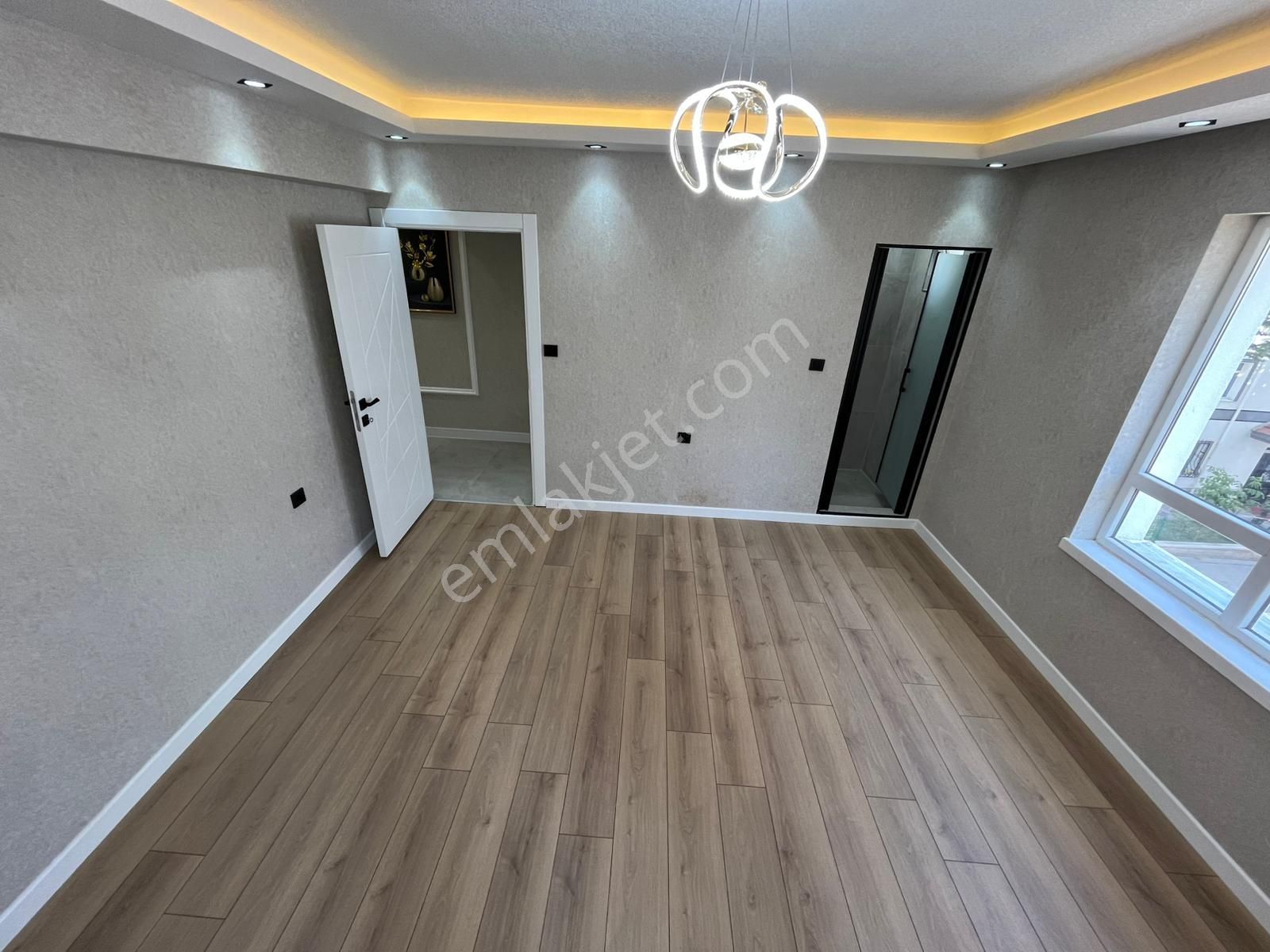 K'ören De 2 Banyolu Katta Full Ultra Lüx Yapılı 3+1 Daire - Görsel 7