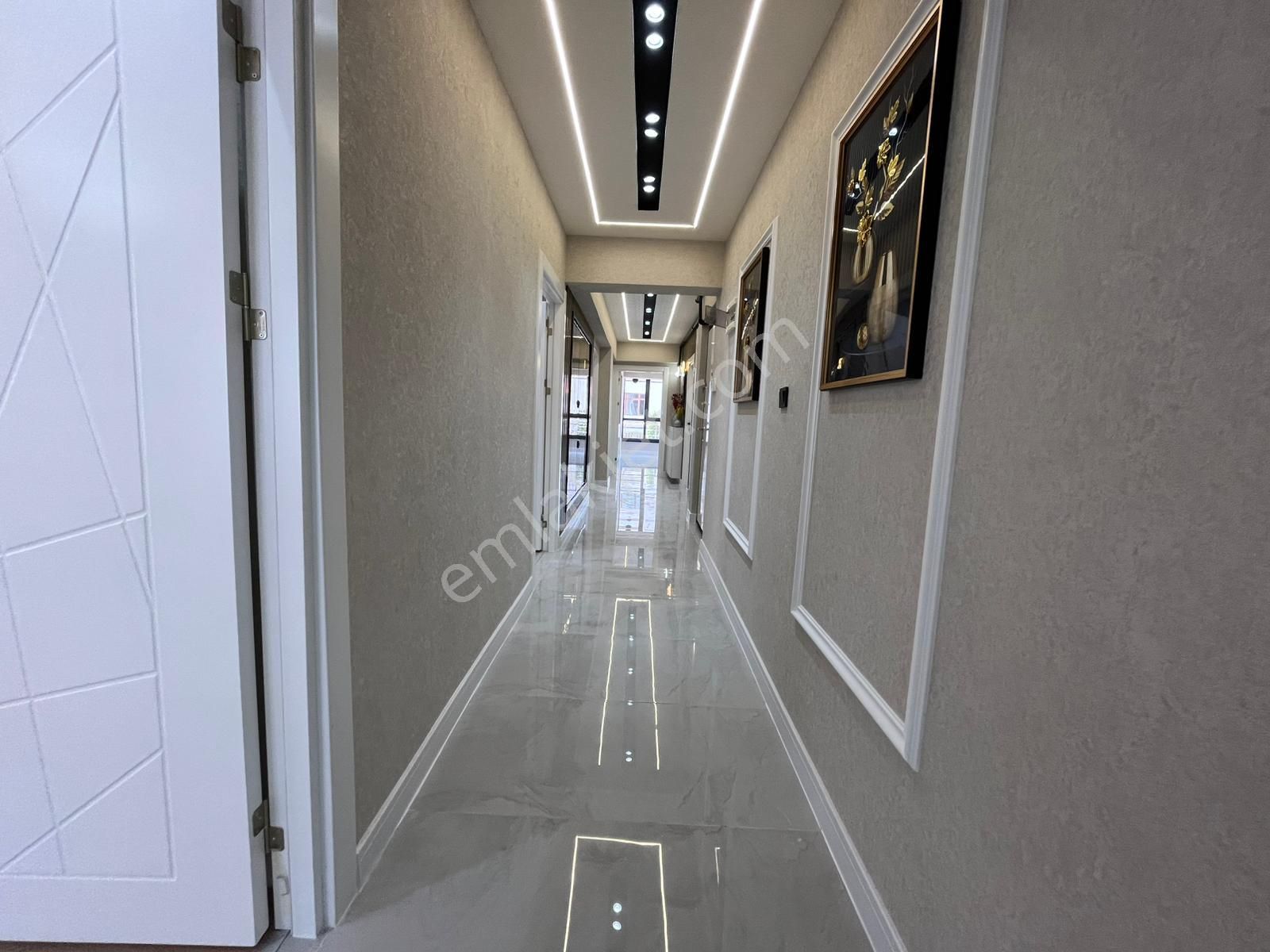 K'ören De 2 Banyolu Katta Full Ultra Lüx Yapılı 3+1 Daire - Görsel 23