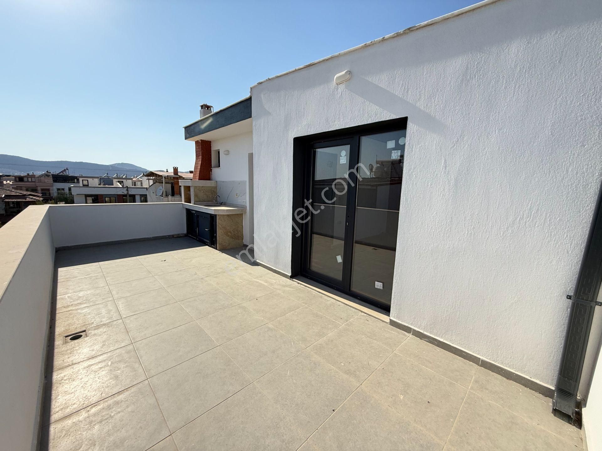 Seferihisar Doğanbey'de Denize Yakın Satılık Sıfır Bahçeli 3+1 Villa - Görsel 28