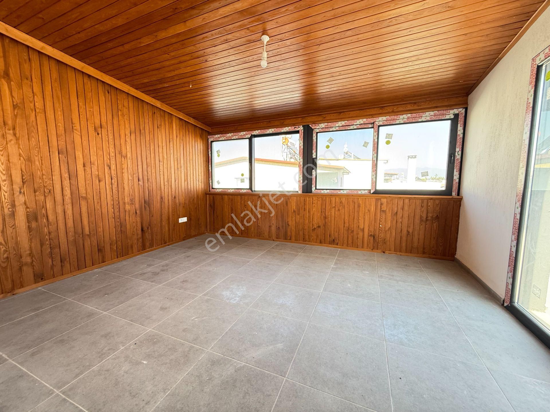 Seferihisar Doğanbey'de Denize Yakın Satılık Sıfır Bahçeli 3+1 Villa - Görsel 24