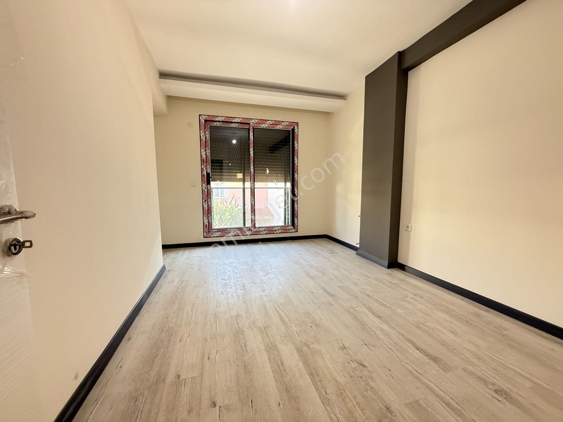 Seferihisar Doğanbey'de Denize Yakın Satılık Sıfır Bahçeli 3+1 Villa - Görsel 15