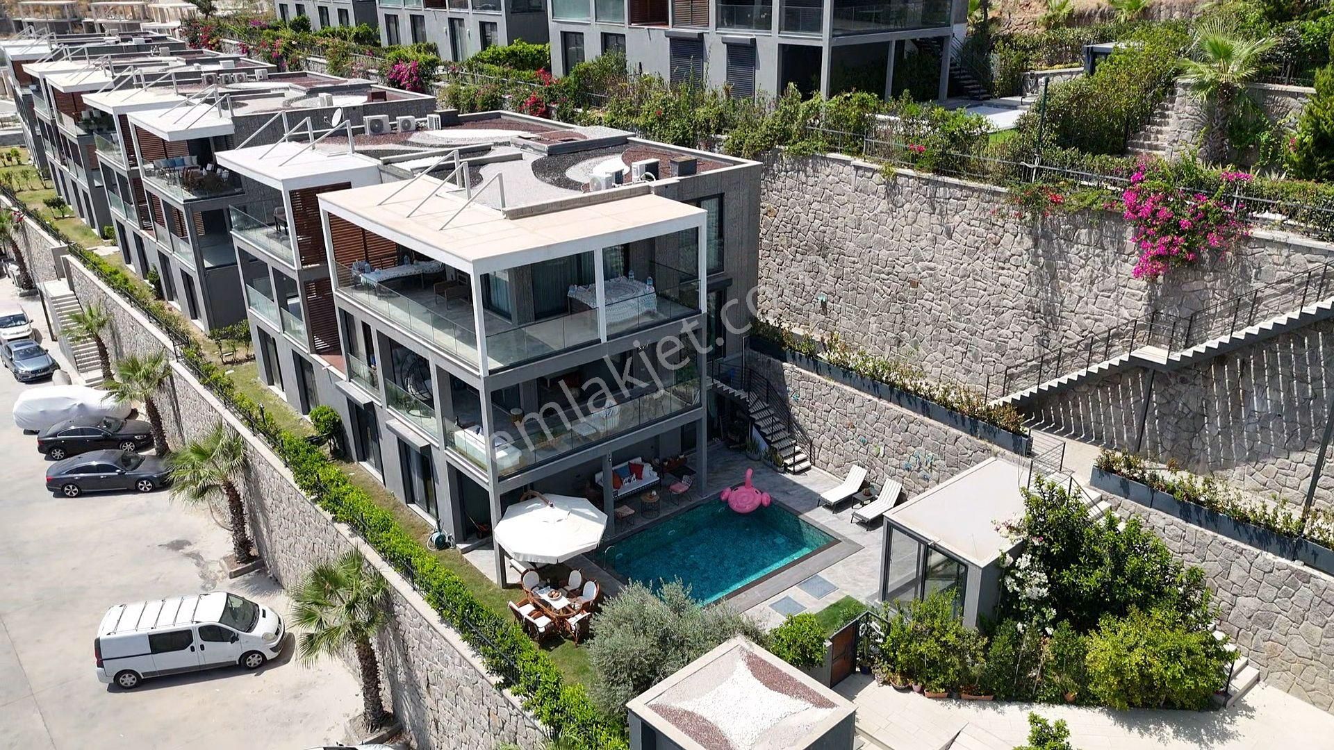 Gündoğanda Satılık Havuzlu Deniz Manzaralı 3+1 Villa - Görsel 4