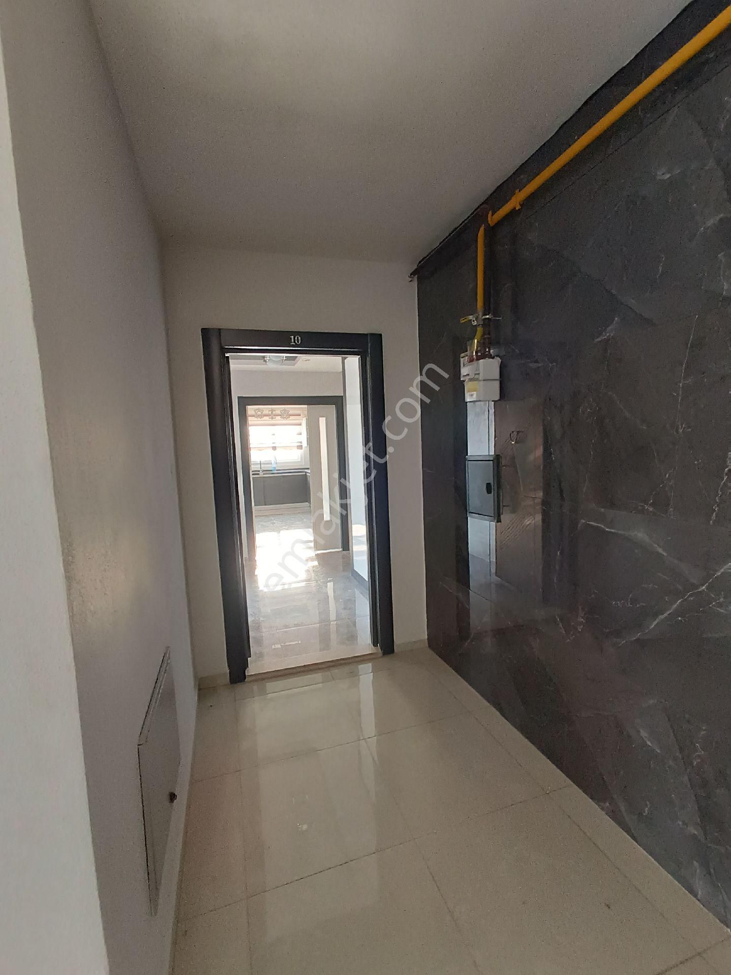 Altaylar Mahallesi'nde 190 Metrekare 4+1 Satılık Daire