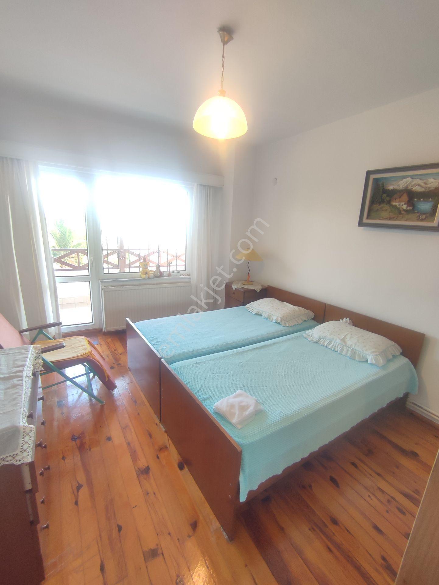Bulut Yatırımdan 4+1 200 M² Deniz Manzaralı Ev Ve 810 M² Arsası - Görsel 13