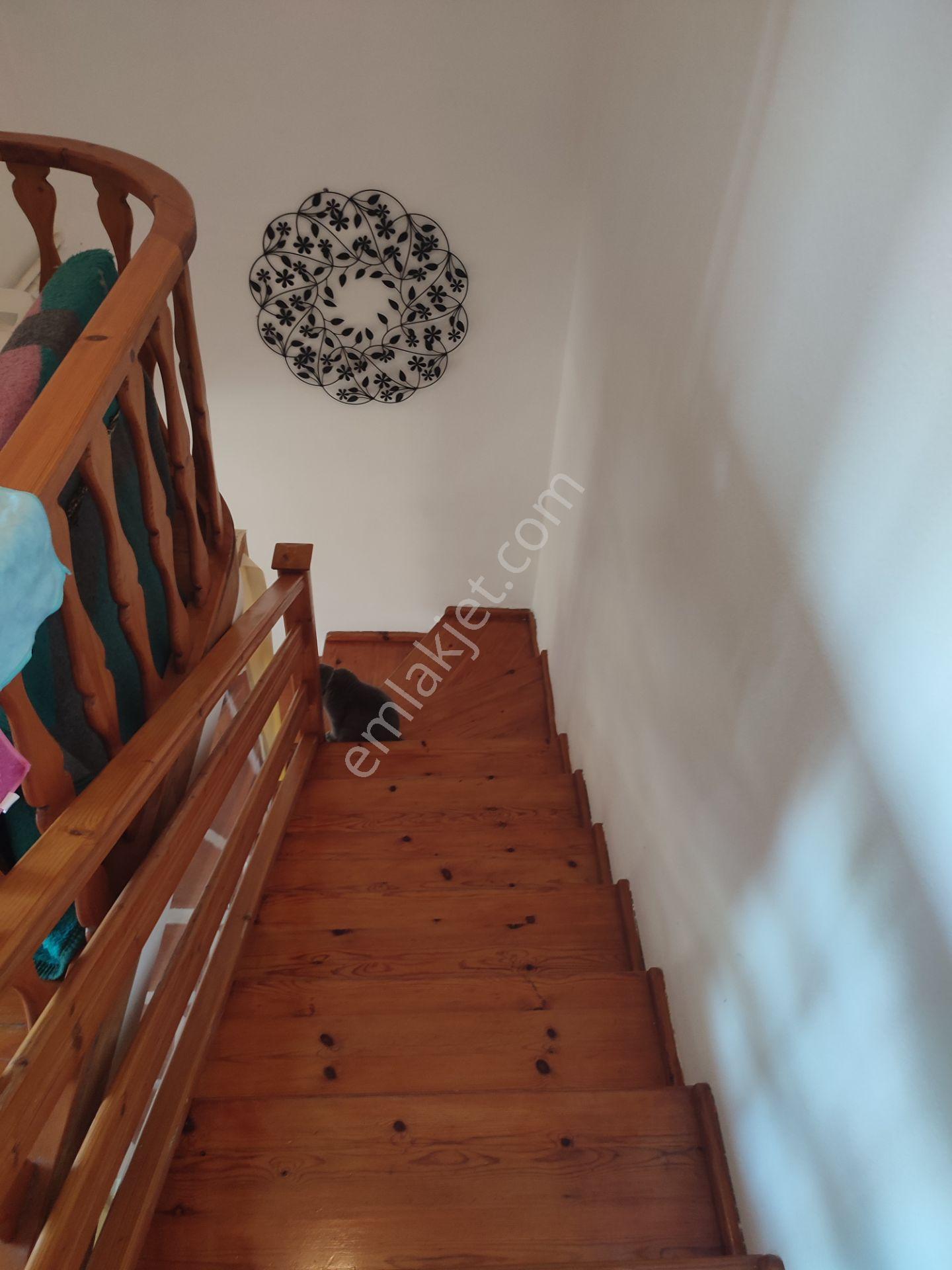 Bulut Yatırımdan 4+1 200 M² Deniz Manzaralı Ev Ve 810 M² Arsası - Görsel 21