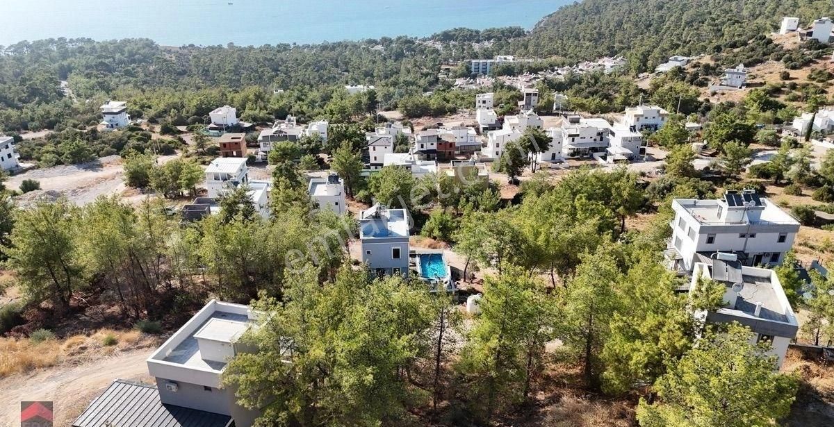 Didim Akbük Te Satılık 244 M2 Arsa