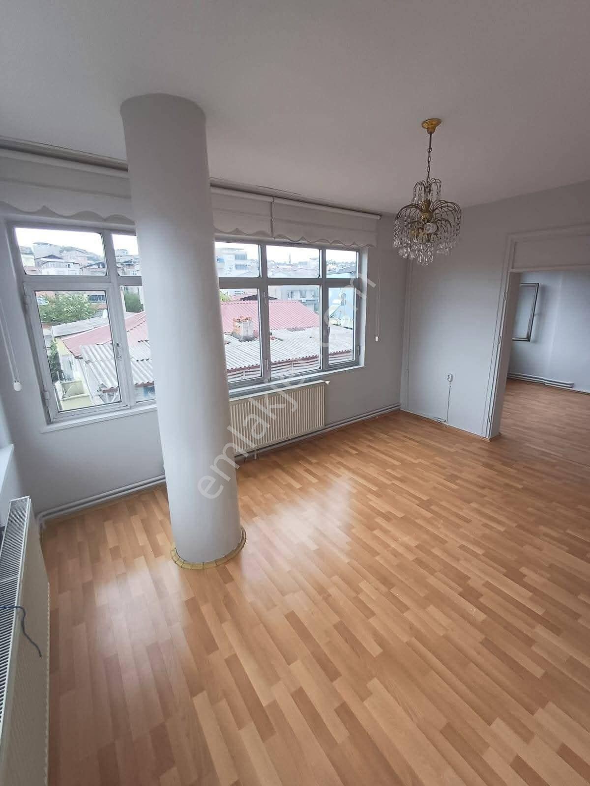 Samsun İlkadım Reşadiye Mahallesi'nde Asansörlü 2+1 Satılık Daire