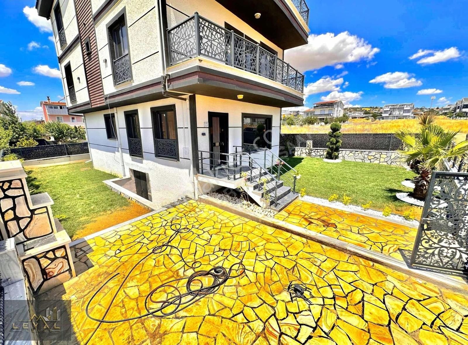 ꧁▇ Leyal Group ▇꧂320m2 Arsa İçinde Tasarım Harikası Müstakil!!!! - Görsel 3