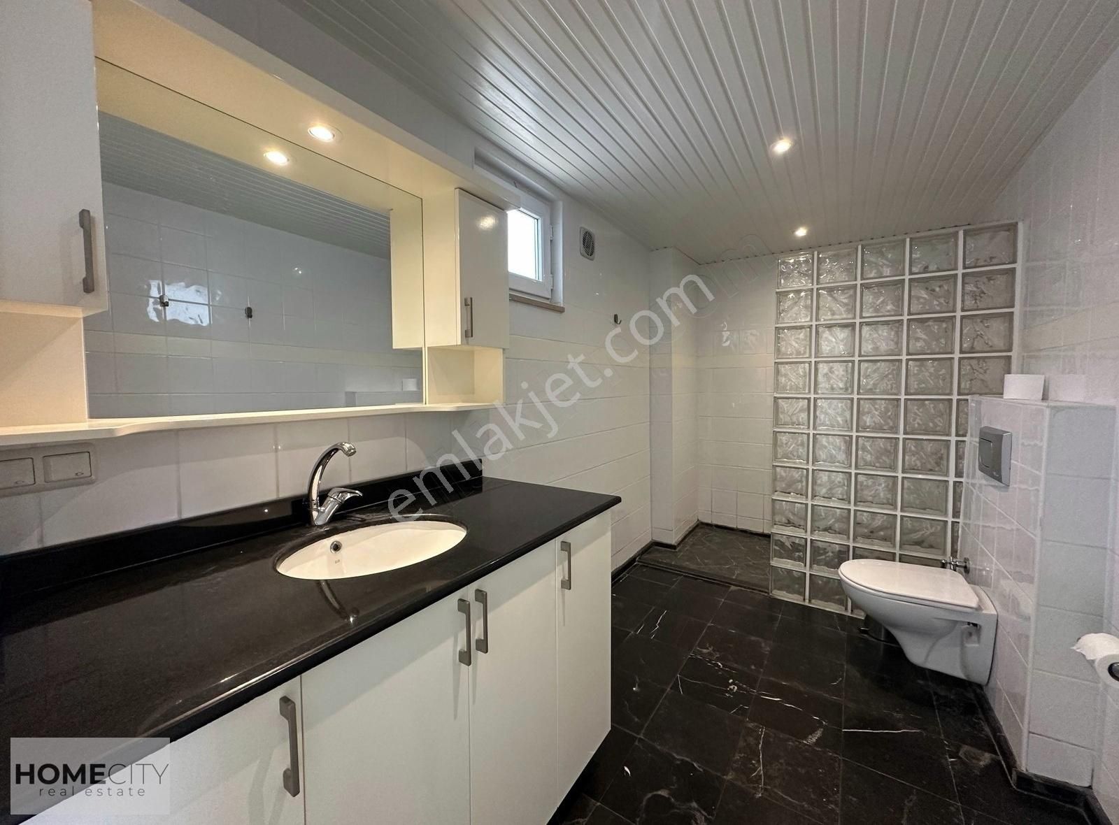 Alanya Tepe 3+1 150m2 Eşyalı Villa Kale Deniz Manzaralı 3 Banyo. - Görsel 14