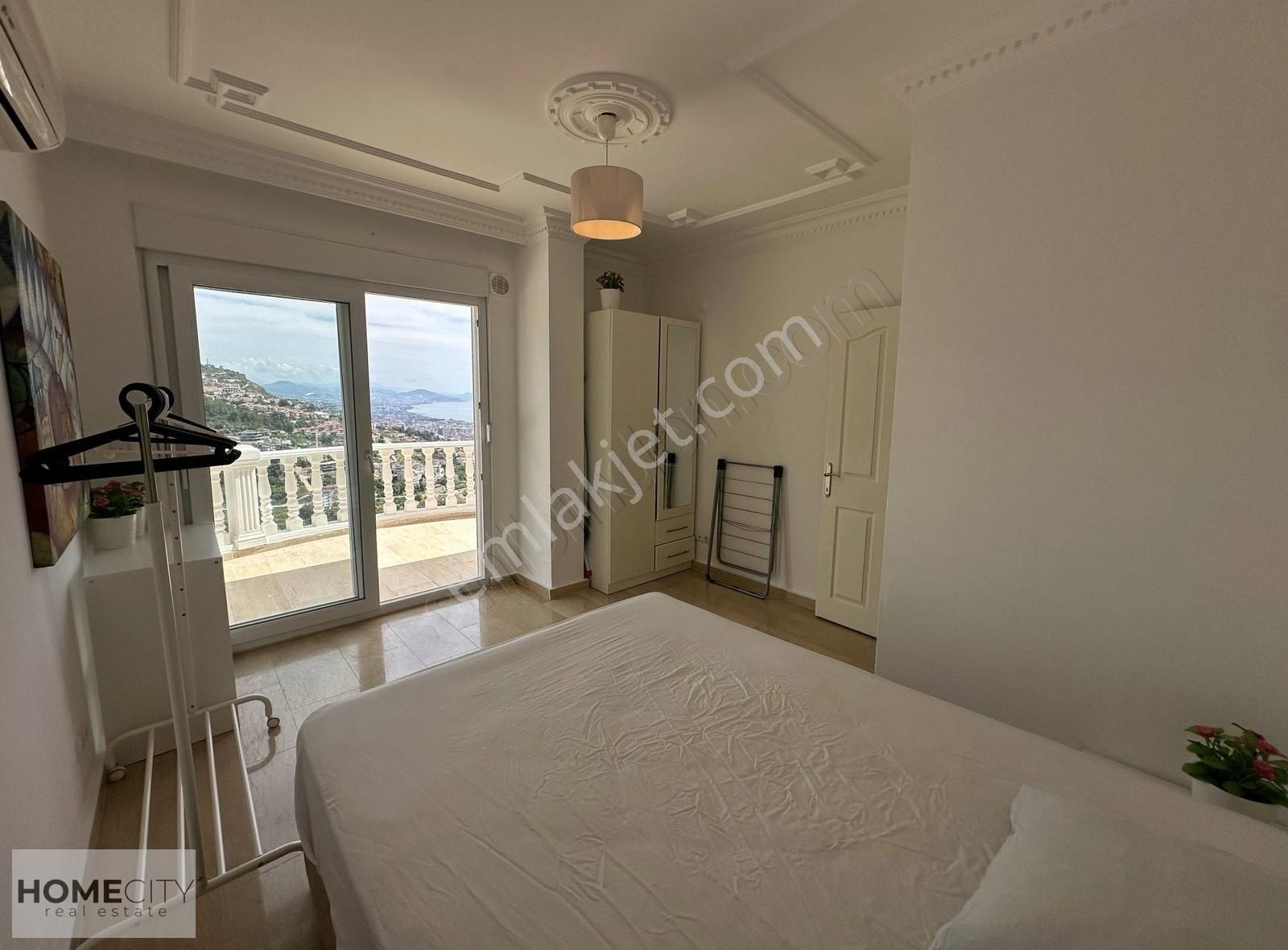 Alanya Tepe 3+1 150m2 Eşyalı Villa Kale Deniz Manzaralı 3 Banyo. - Görsel 9
