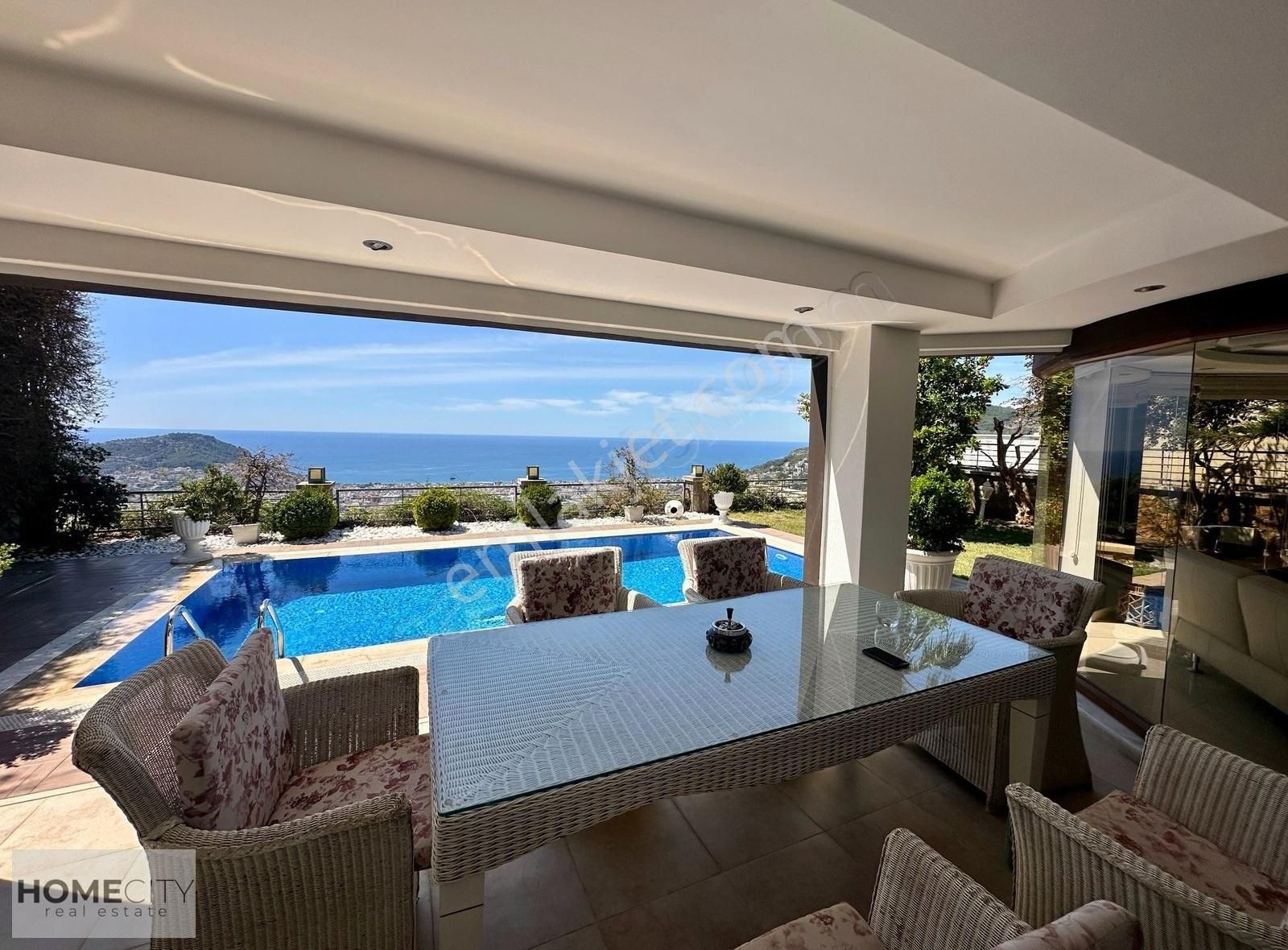 Alanya Tepe 3+2 ,eşyalı, 503m Arazi 250 M2 Lüx Müstakil Villaaa. - Görsel 18